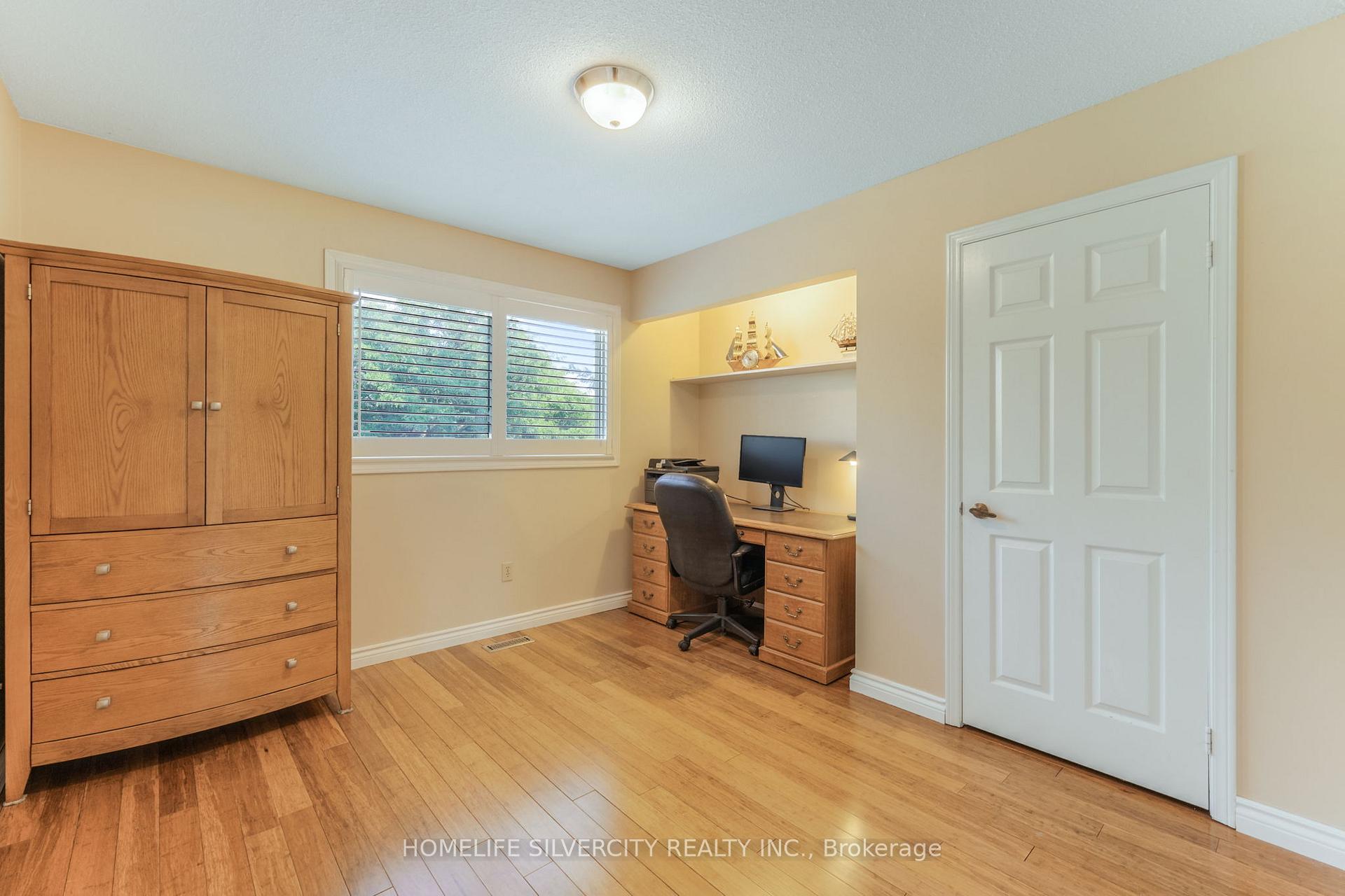 Photo 23 of 16 Pacific Lane, Brampton, Northgate — HOMEH