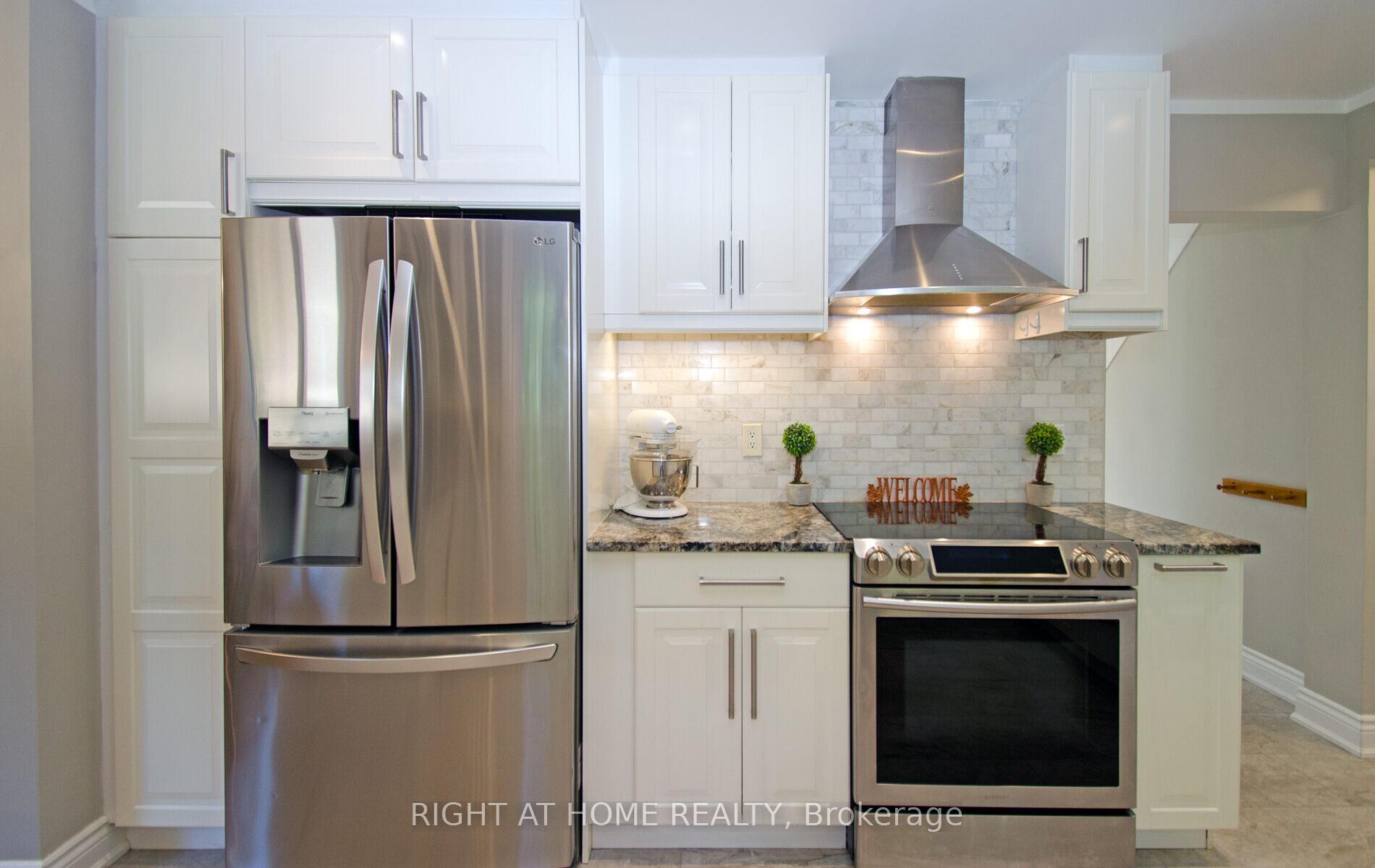 Photo 12 of 164 McMurchy Avenue S, Brampton, Brampton South — HOMEH