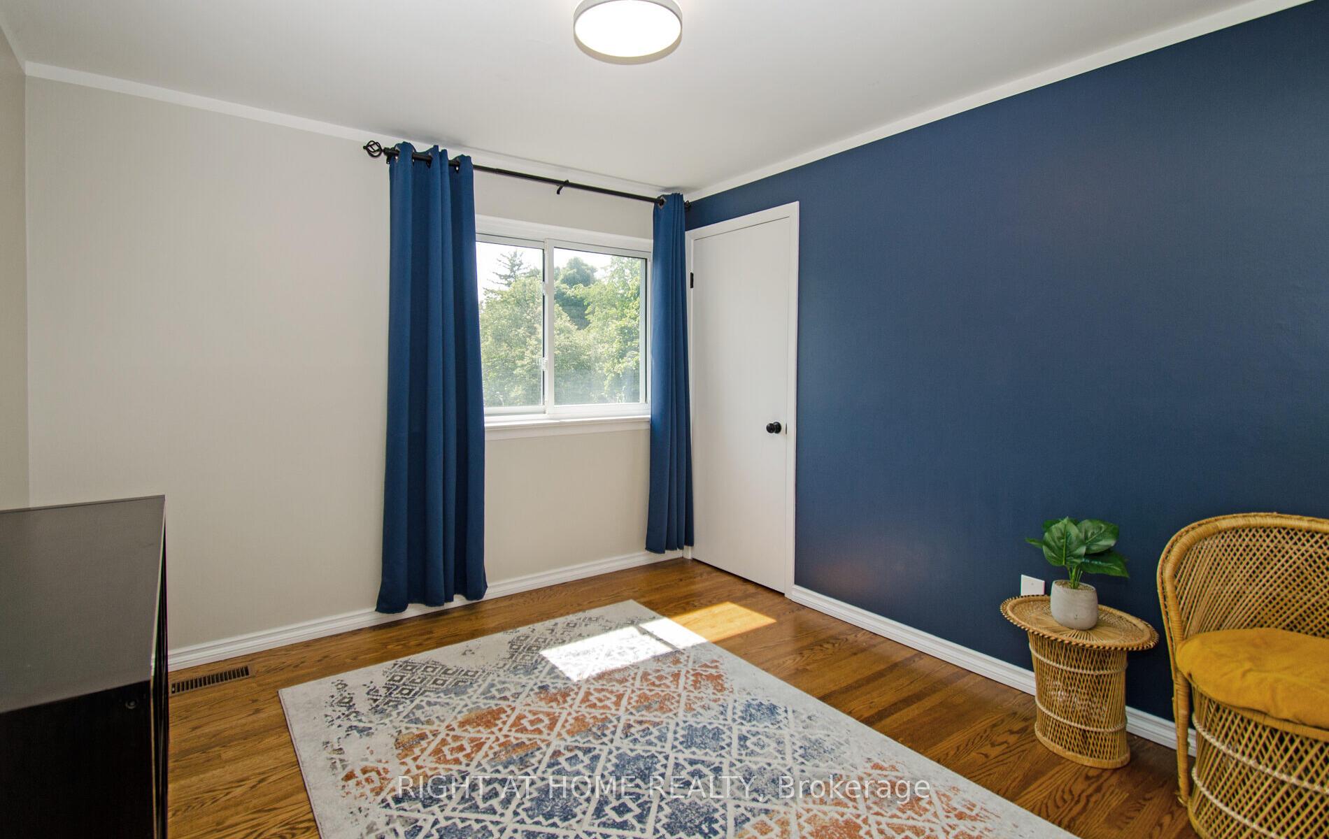 Photo 23 of 164 McMurchy Avenue S, Brampton, Brampton South — HOMEH