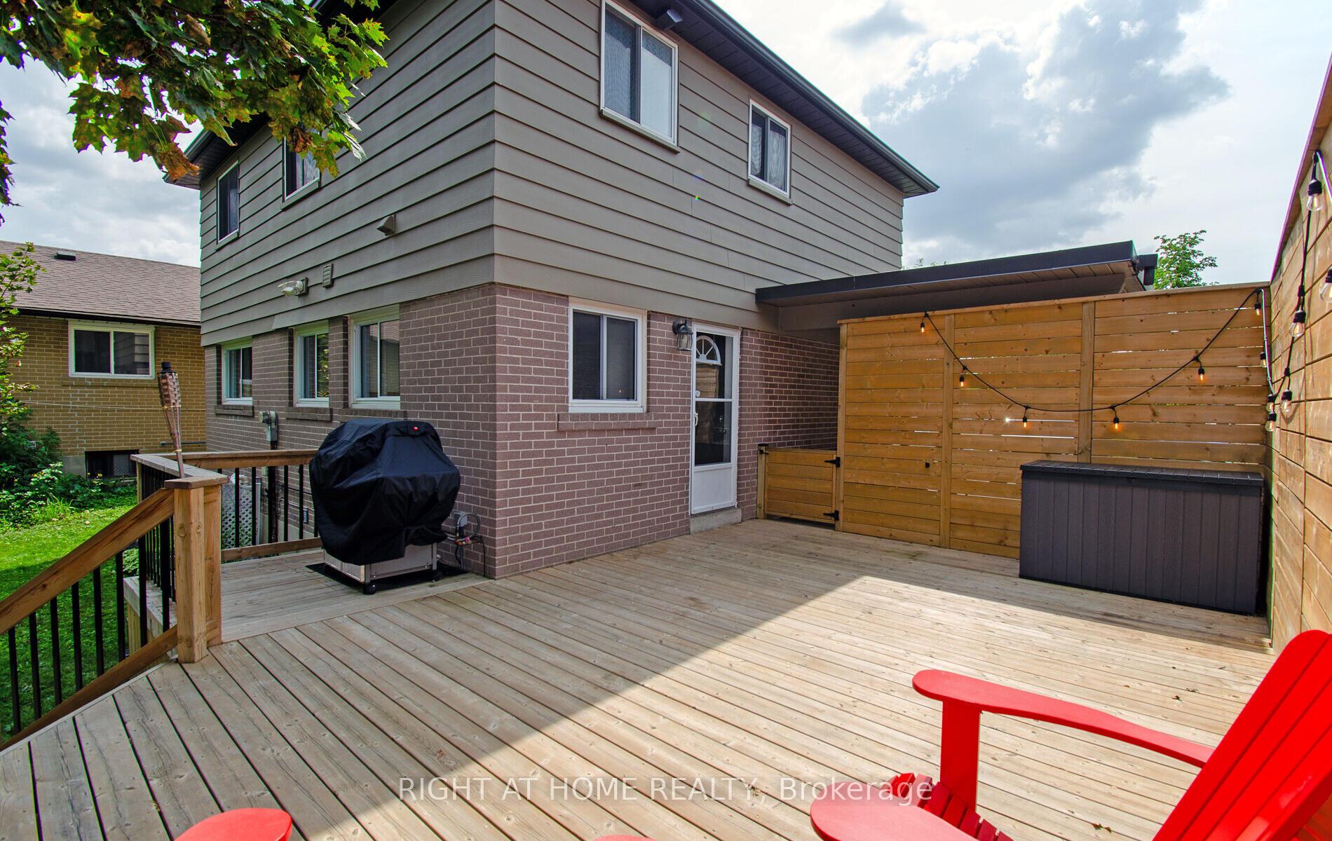 Photo 43 of 164 McMurchy Avenue S, Brampton, Brampton South — HOMEH