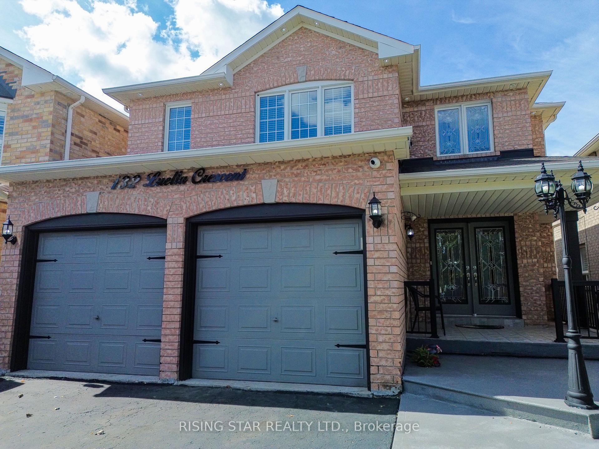 Photo 2 of 132 Luella Crescent, Brampton, Fletcher's Meadow — HOMEH