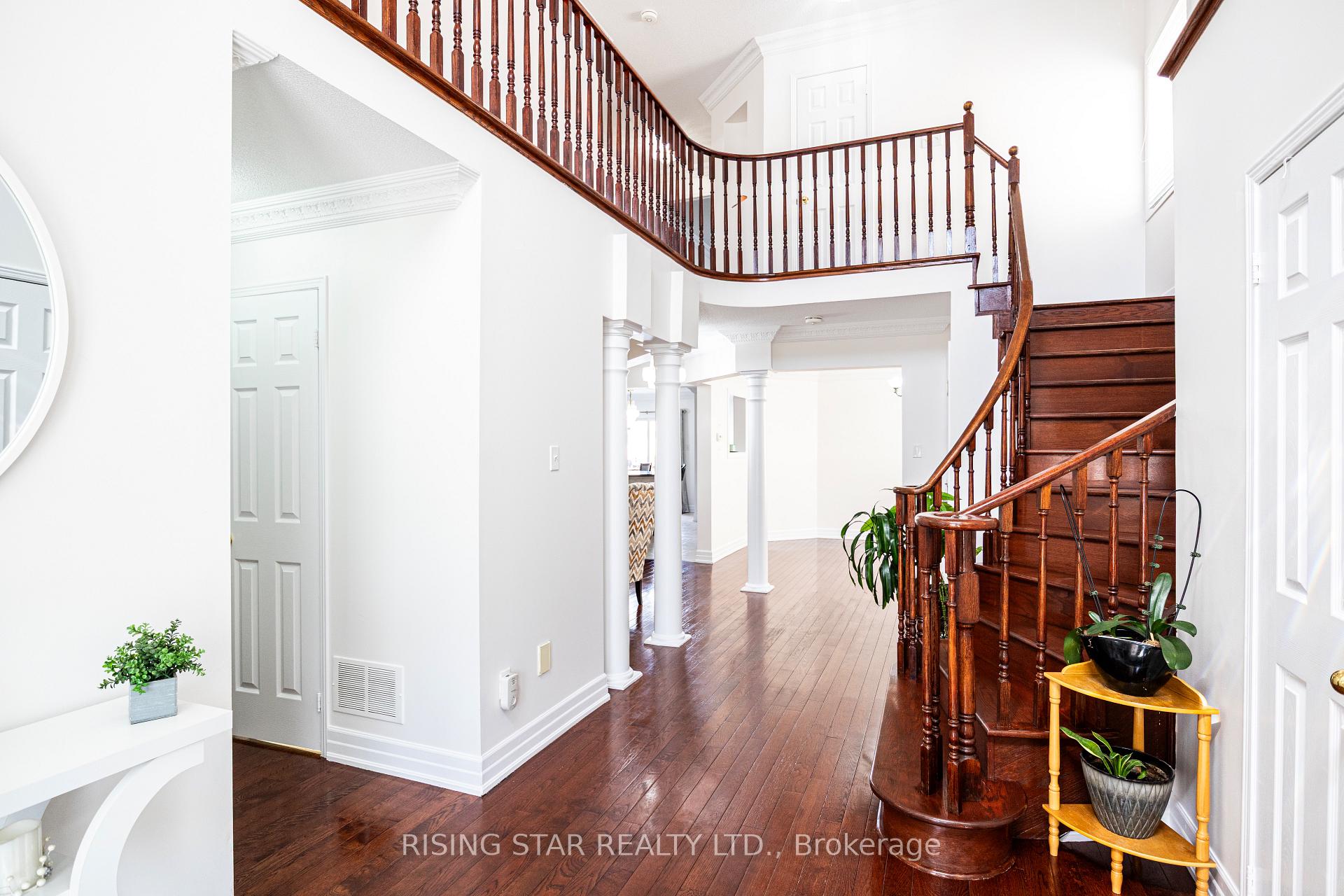 Photo 5 of 132 Luella Crescent, Brampton, Fletcher's Meadow — HOMEH