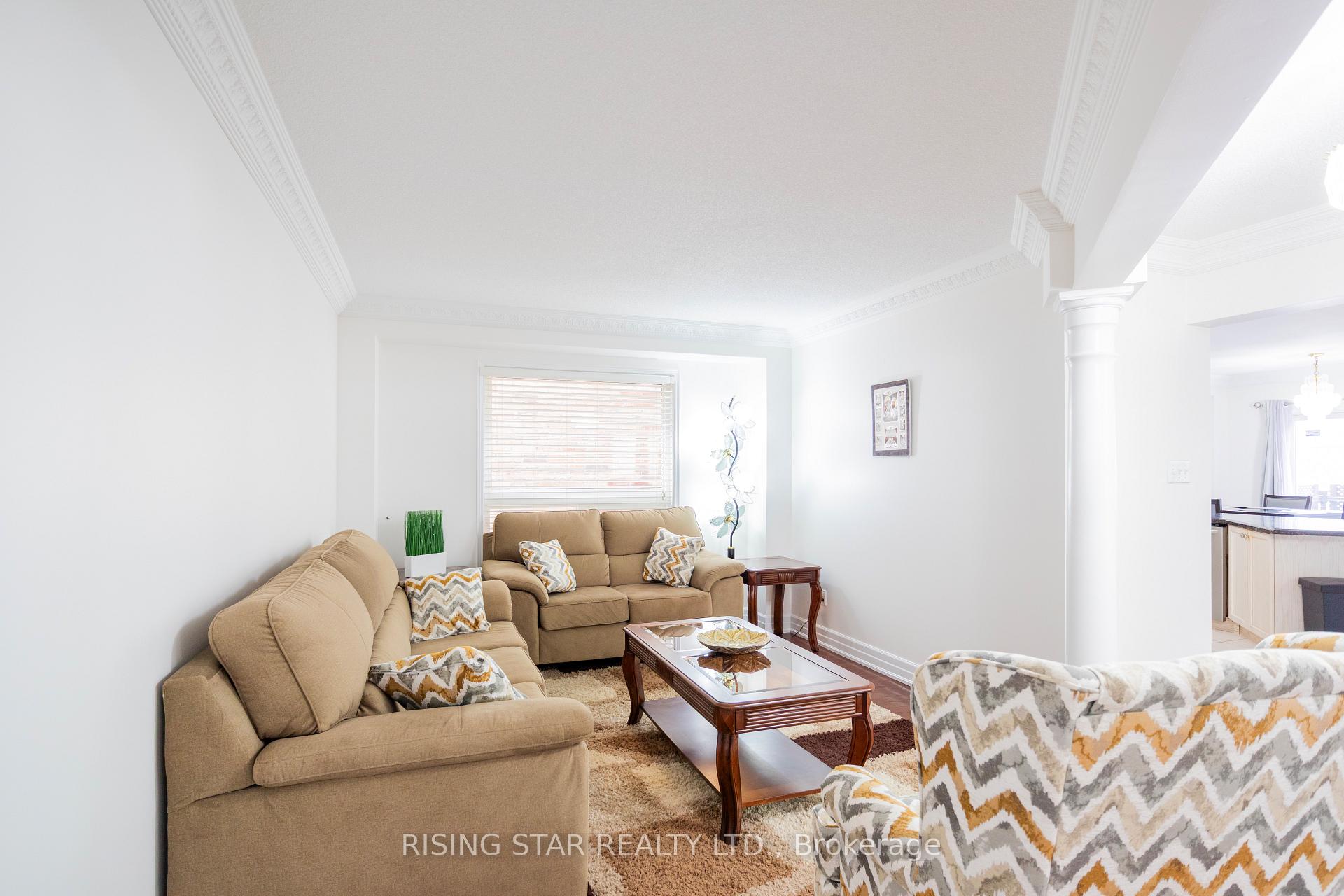 Photo 10 of 132 Luella Crescent, Brampton, Fletcher's Meadow — HOMEH