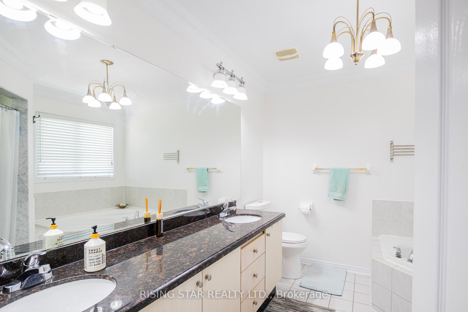 Photo 33 of 132 Luella Crescent, Brampton, Fletcher's Meadow — HOMEH