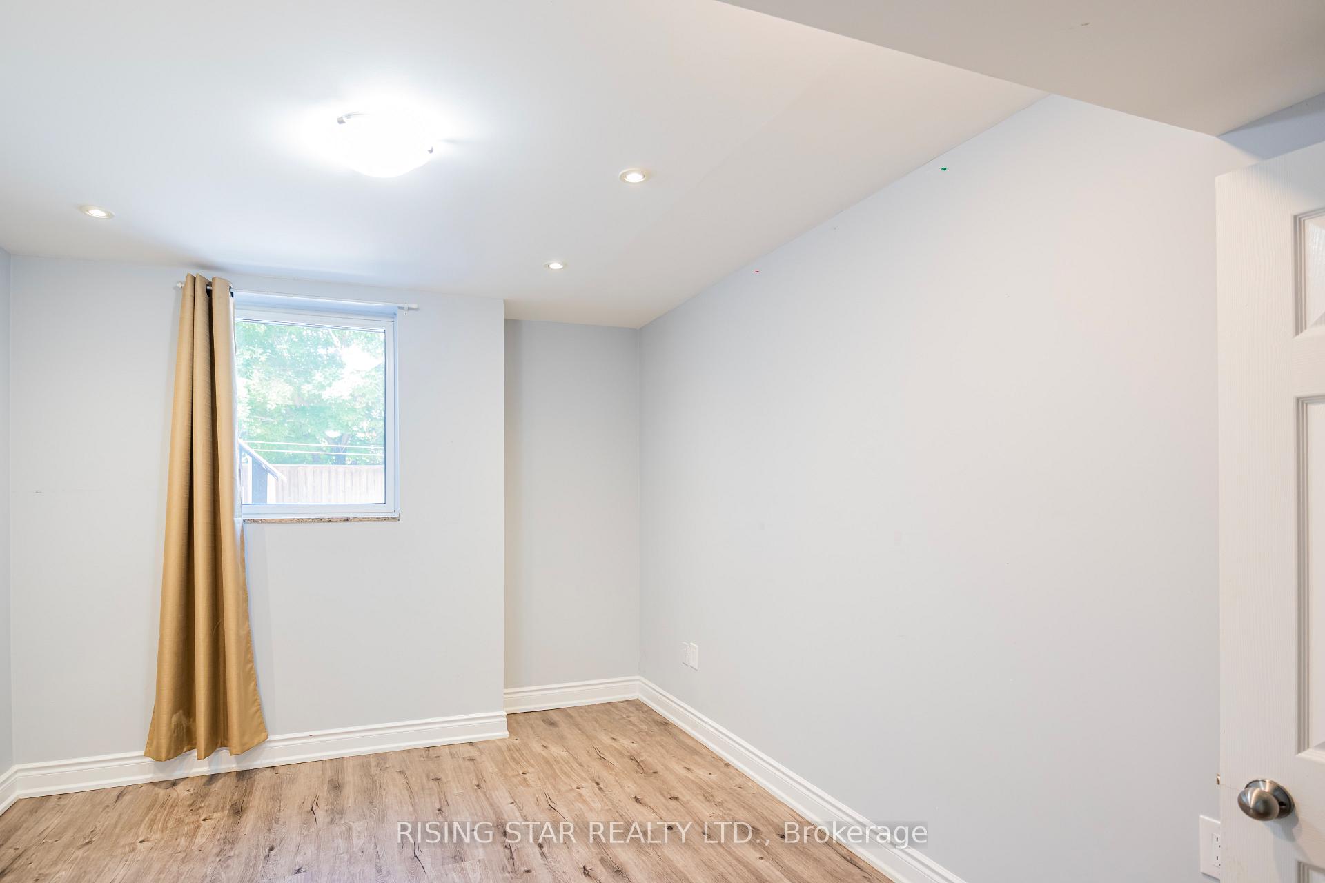 Photo 46 of 132 Luella Crescent, Brampton, Fletcher's Meadow — HOMEH