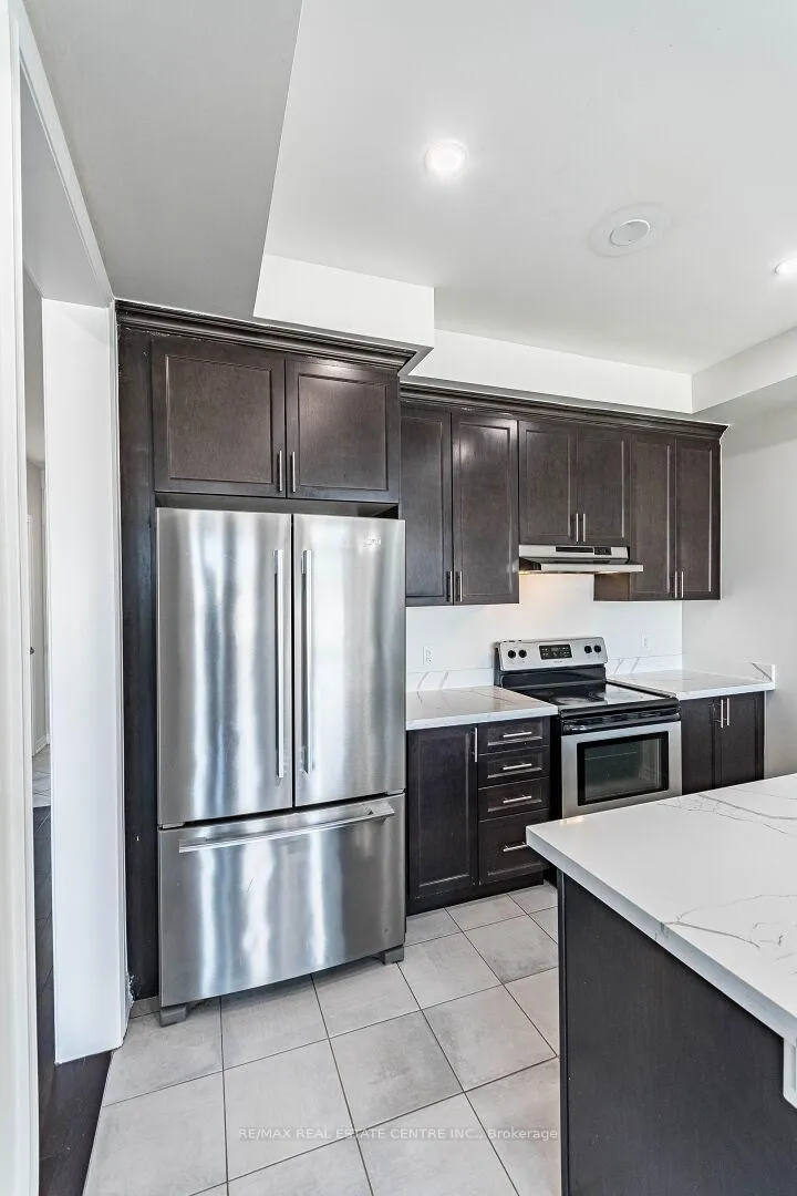 Photo 14 of 31 Bayonne Drive, Hamilton, Stoney Creek — HOMEH