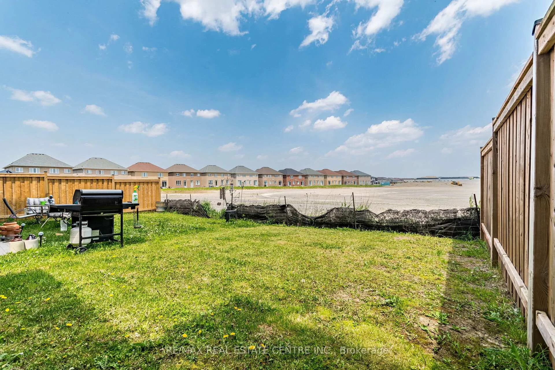 Photo 41 of 31 Bayonne Drive, Hamilton, Stoney Creek — HOMEH
