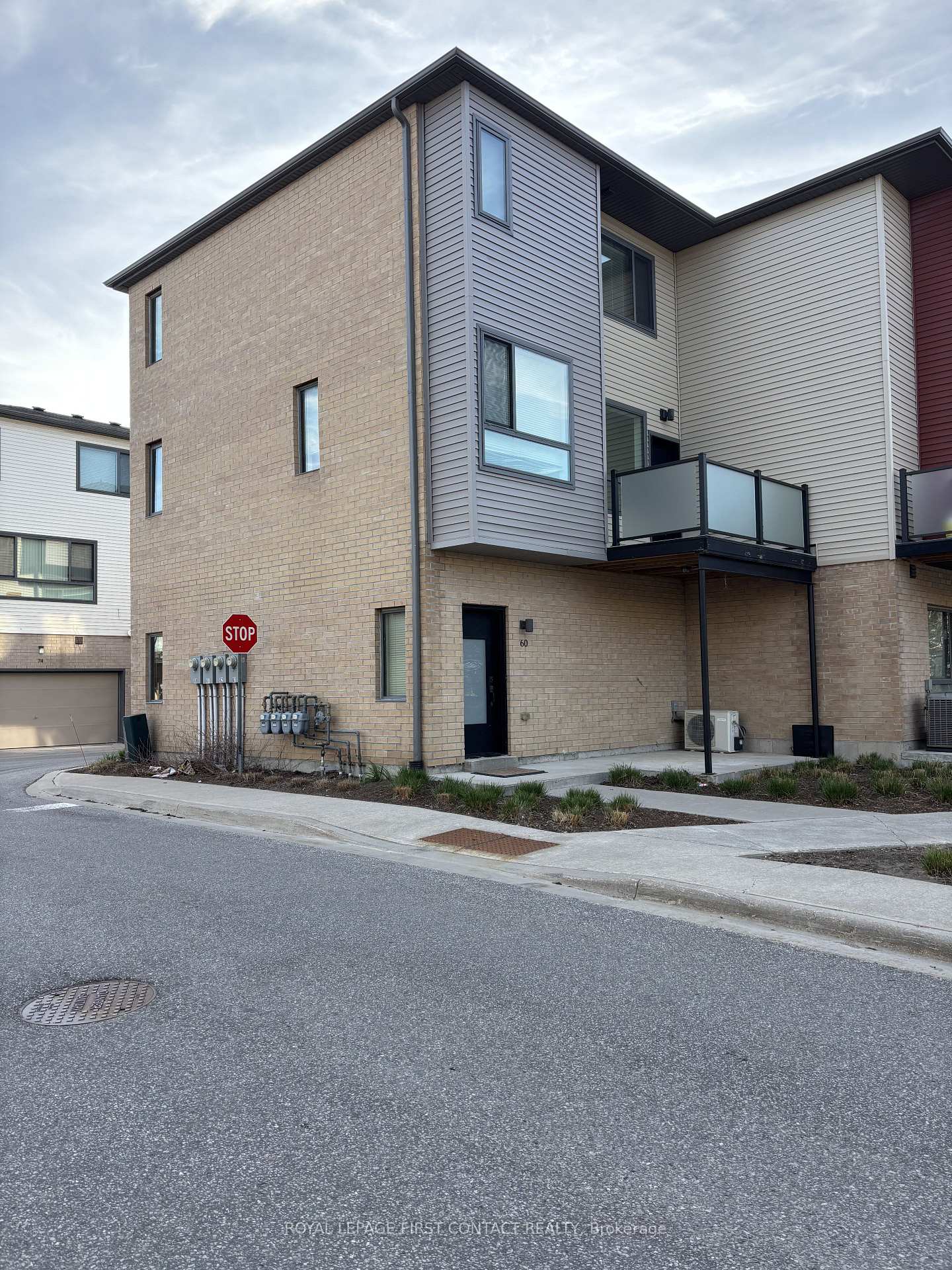 Photo 1 of Unit 60, 369 Essa Road, Barrie, Holly — HOMEH