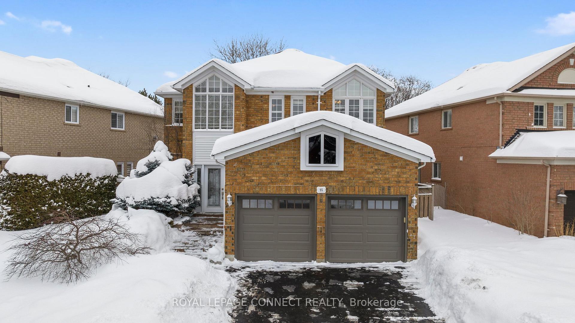 Photo 1 of 95 Pinnacle Trail, Aurora, Bayview Wellington — HOMEH