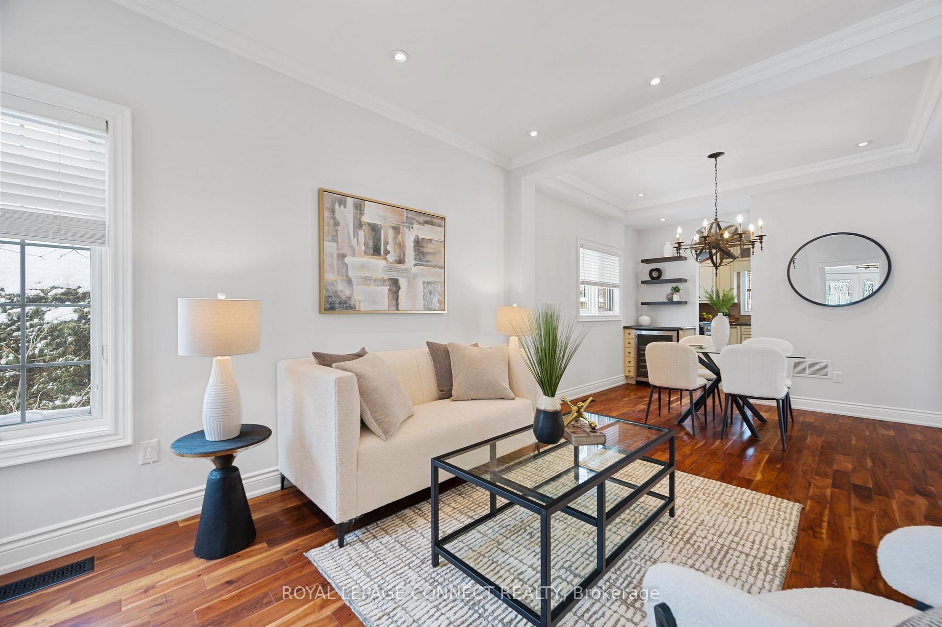 Photo 5 of 95 Pinnacle Trail, Aurora, Bayview Wellington — HOMEH