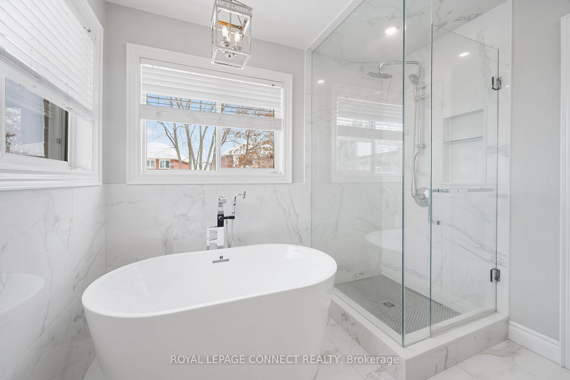 Photo 27 of 95 Pinnacle Trail, Aurora, Bayview Wellington — HOMEH