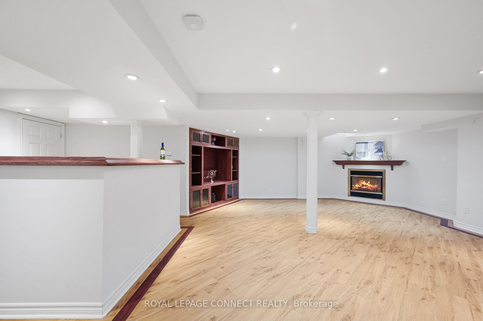 Photo 30 of 95 Pinnacle Trail, Aurora, Bayview Wellington — HOMEH