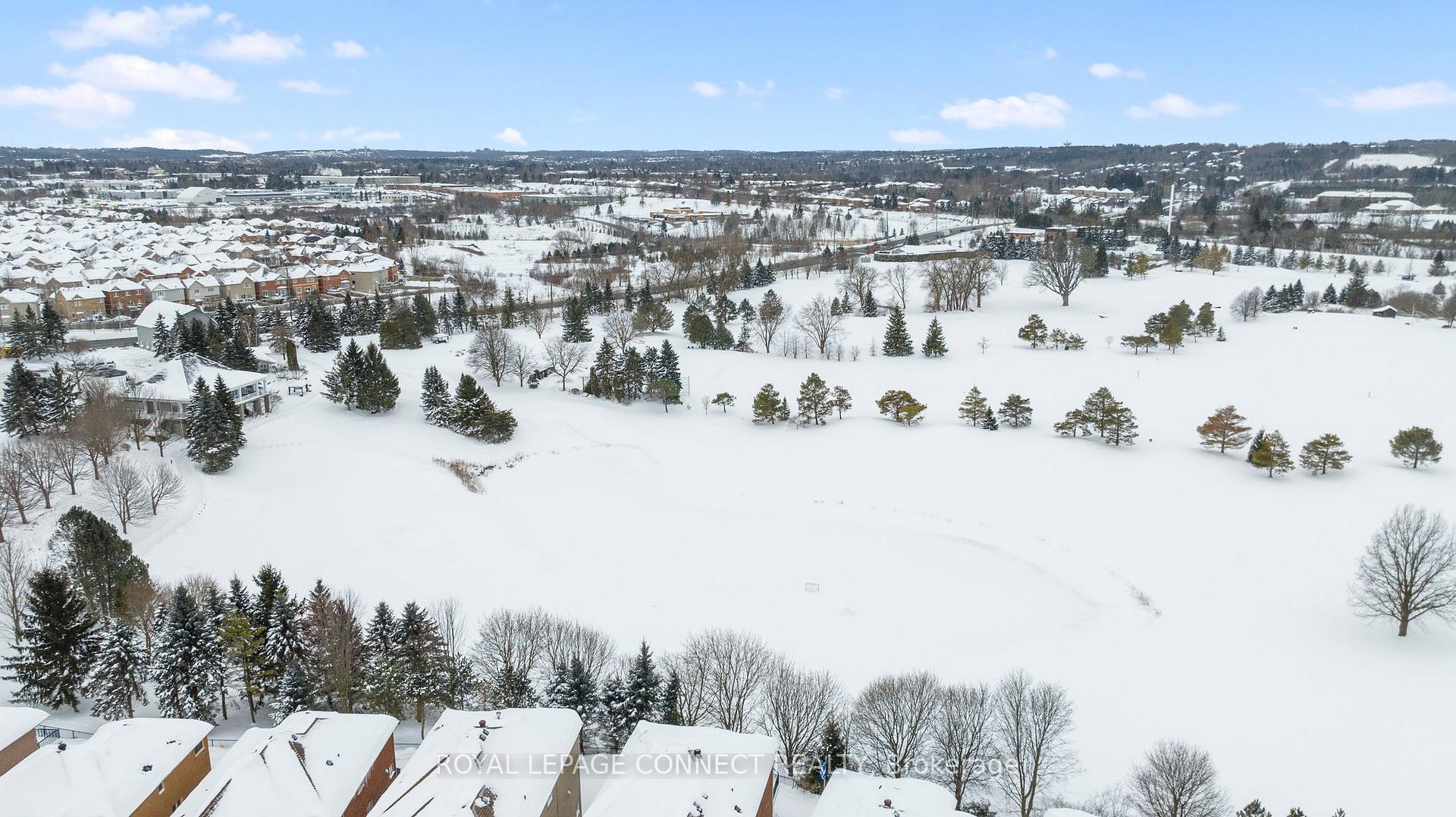Photo 34 of 95 Pinnacle Trail, Aurora, Bayview Wellington — HOMEH