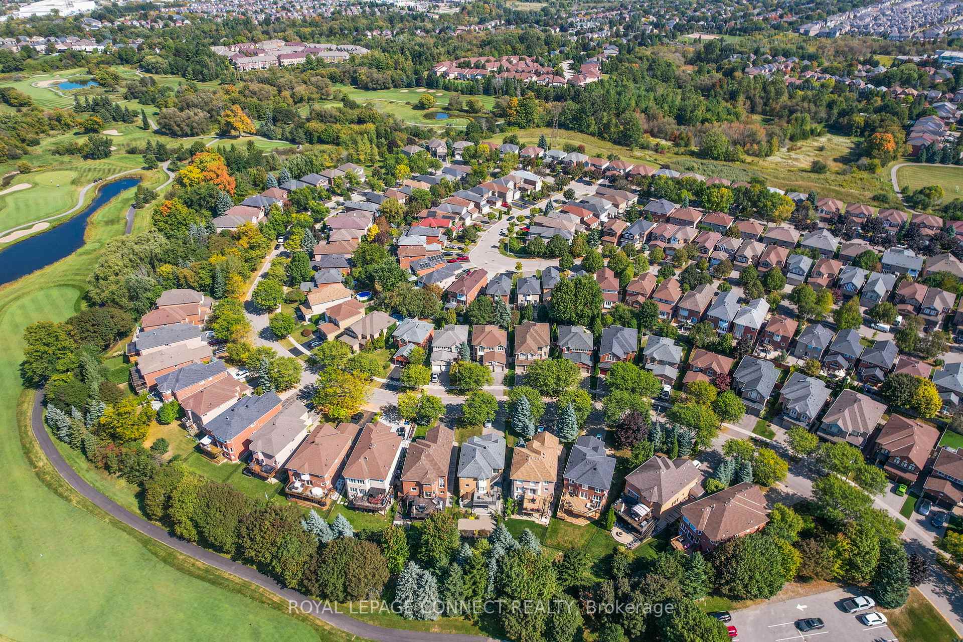 Photo 37 of 95 Pinnacle Trail, Aurora, Bayview Wellington — HOMEH