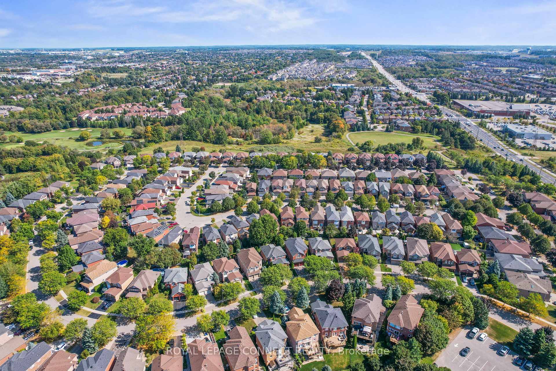 Photo 39 of 95 Pinnacle Trail, Aurora, Bayview Wellington — HOMEH