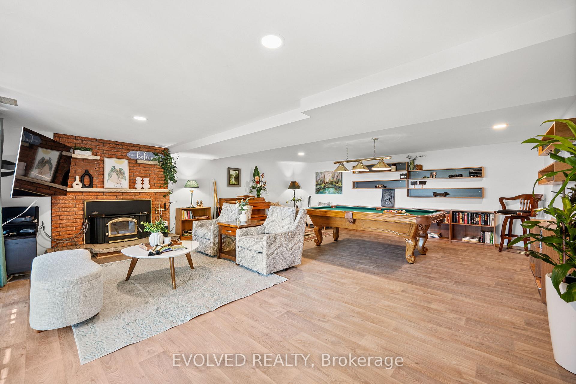 Photo 25 of 1336 Safari Road, Hamilton, Rural Flamborough — HOMEH