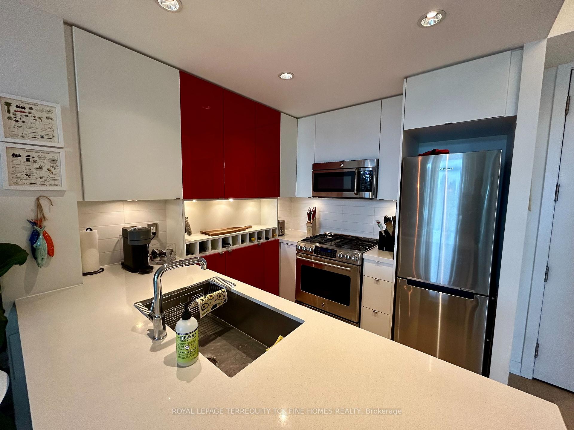 Photo 5 of Unit 628, 88 Colgate Avenue, Toronto, South Riverdale — HOMEH