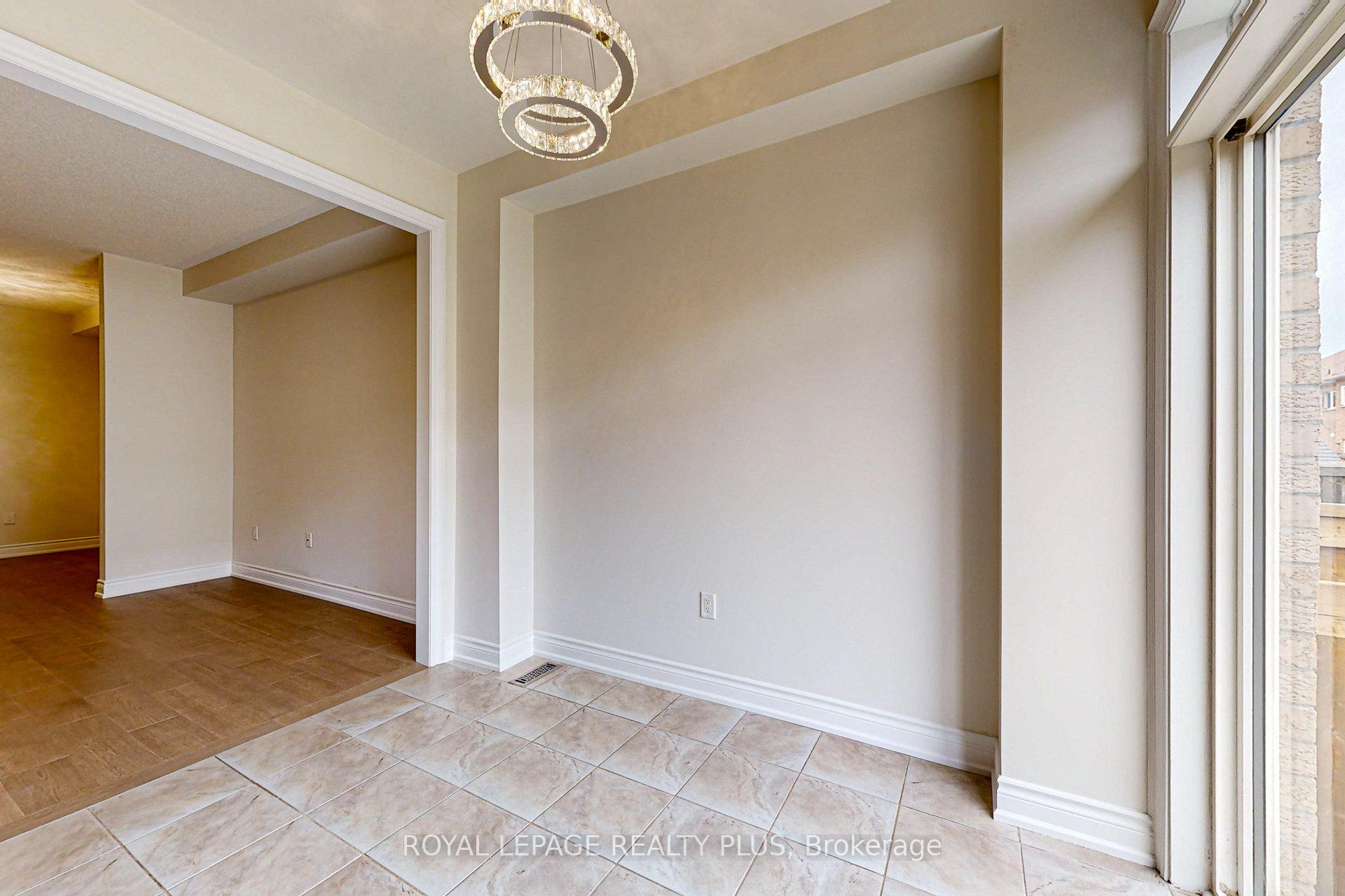 Photo 40 of 37 Teal Crest Circle, Brampton, Credit Valley — HOMEH