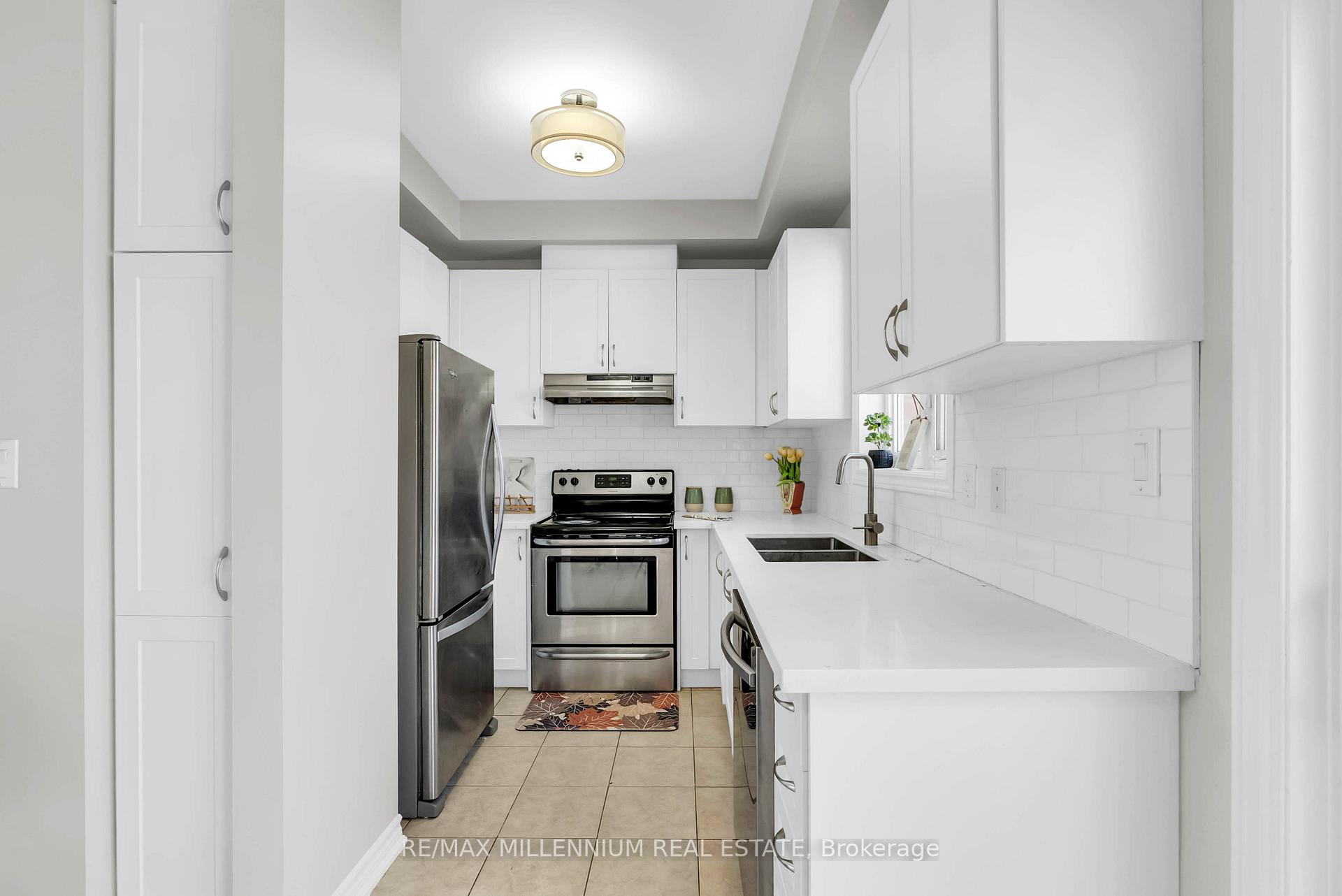 Photo 30 of 91 New Pines Trail, Brampton, Heart Lake East — HOMEH
