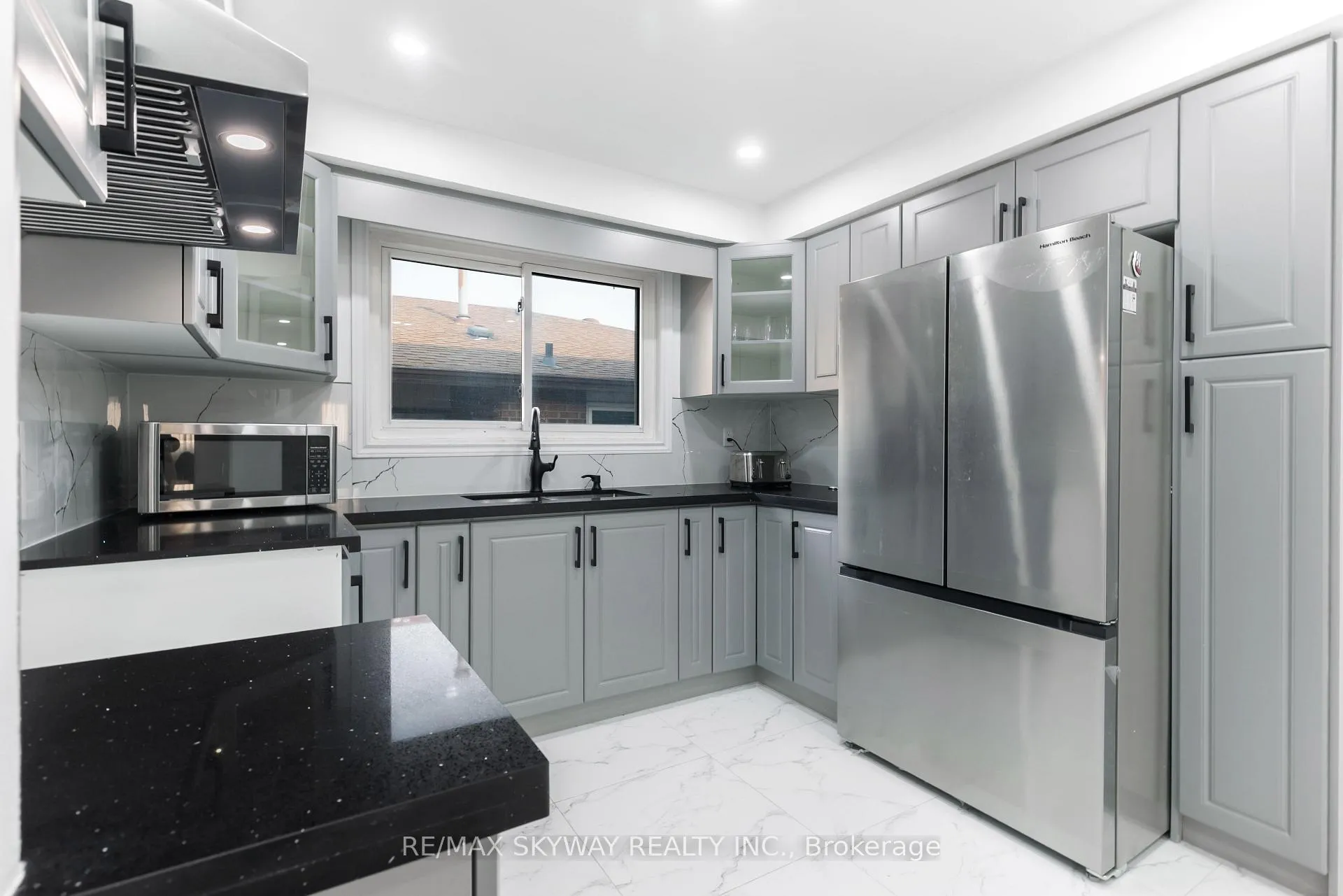 Photo 15 of 32 Maitland Street, Brampton, Central Park — HOMEH