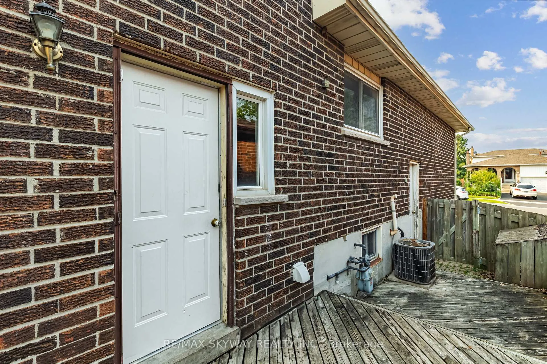 Photo 48 of 32 Maitland Street, Brampton, Central Park — HOMEH