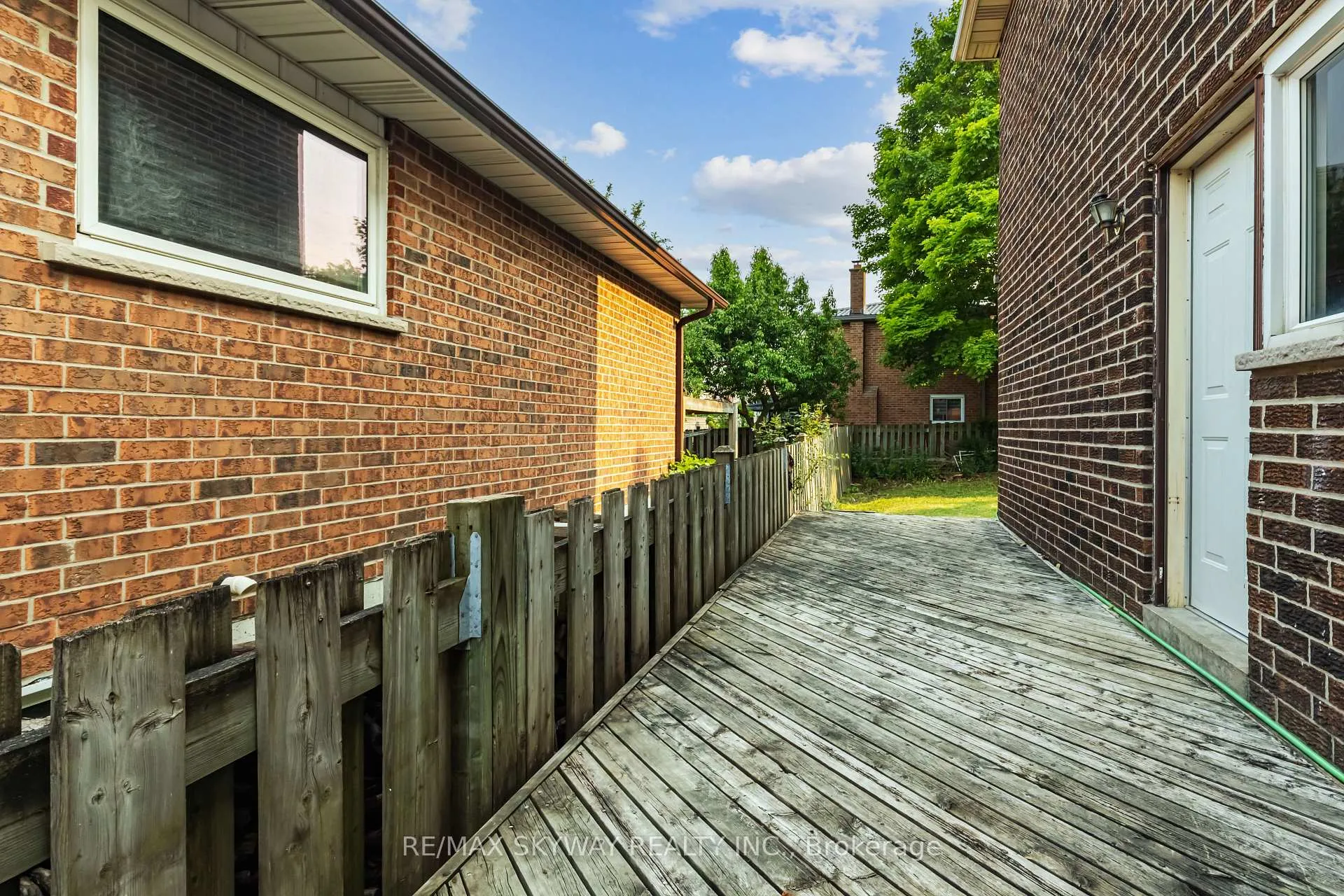 Photo 49 of 32 Maitland Street, Brampton, Central Park — HOMEH