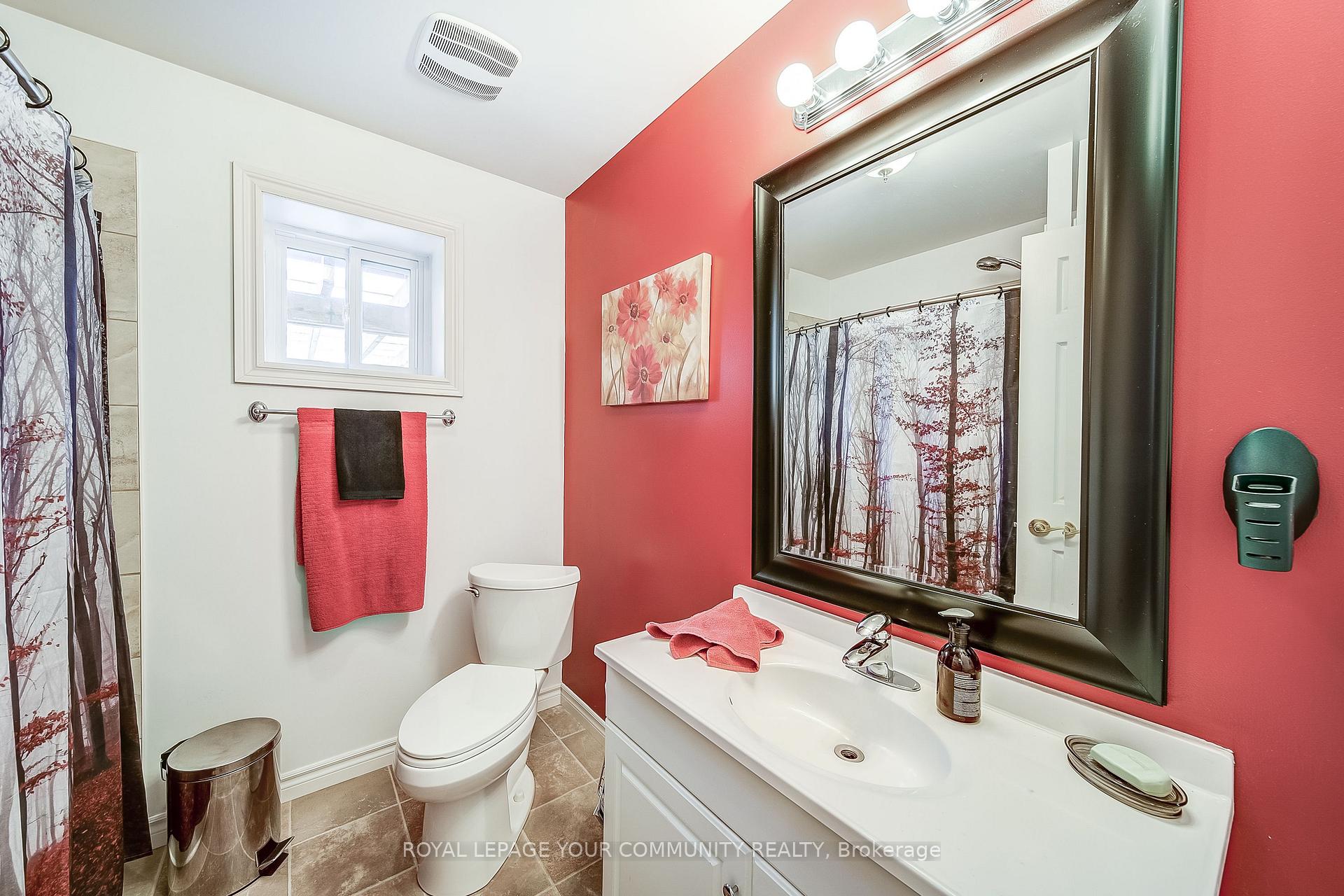 Photo 8 of 749 Rockaway Road, Georgina, Historic Lakeshore Communities — HOMEH