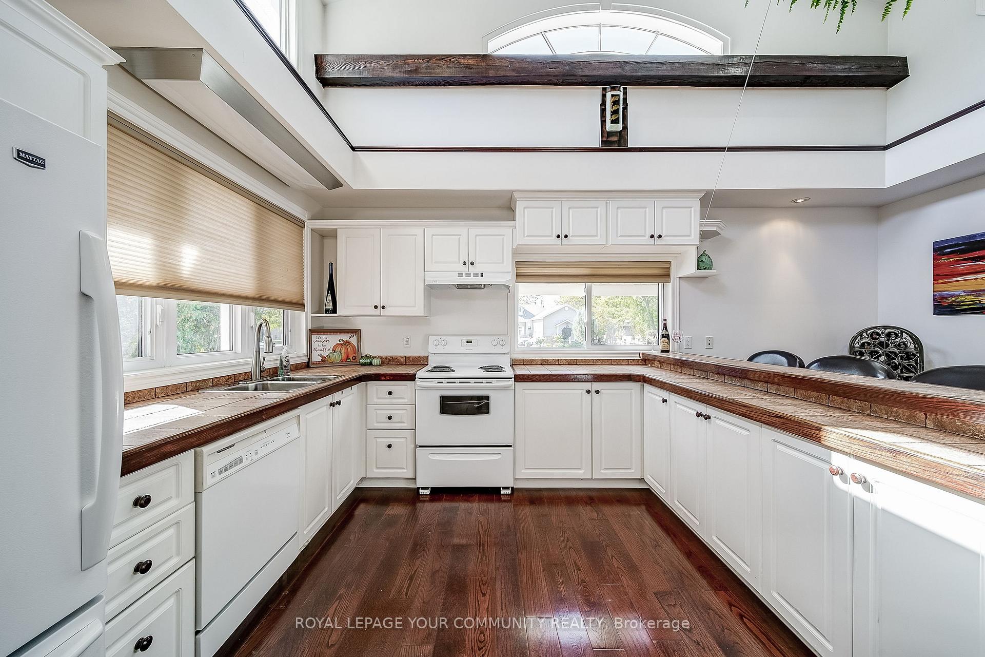 Photo 10 of 749 Rockaway Road, Georgina, Historic Lakeshore Communities — HOMEH