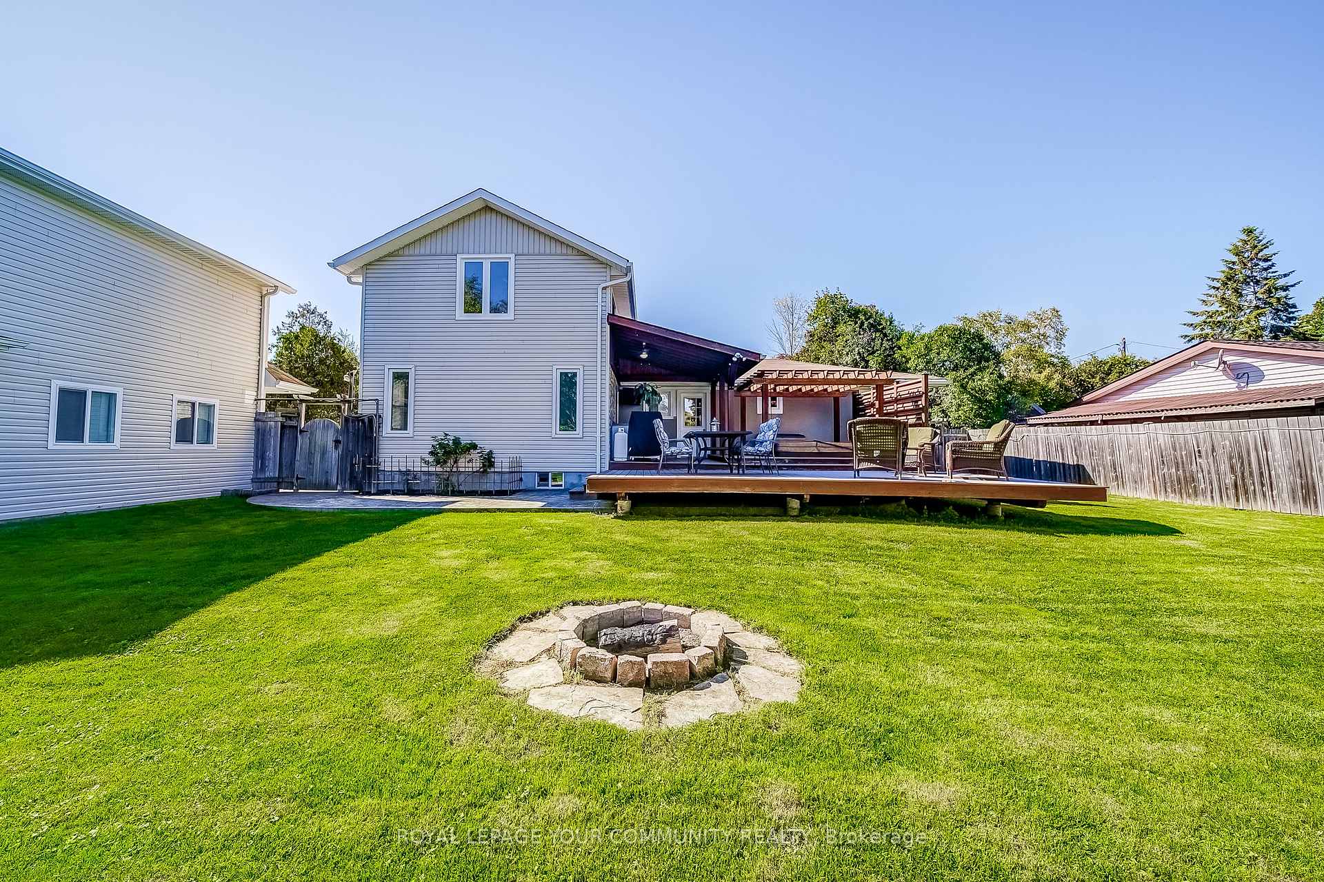 Photo 28 of 749 Rockaway Road, Georgina, Historic Lakeshore Communities — HOMEH