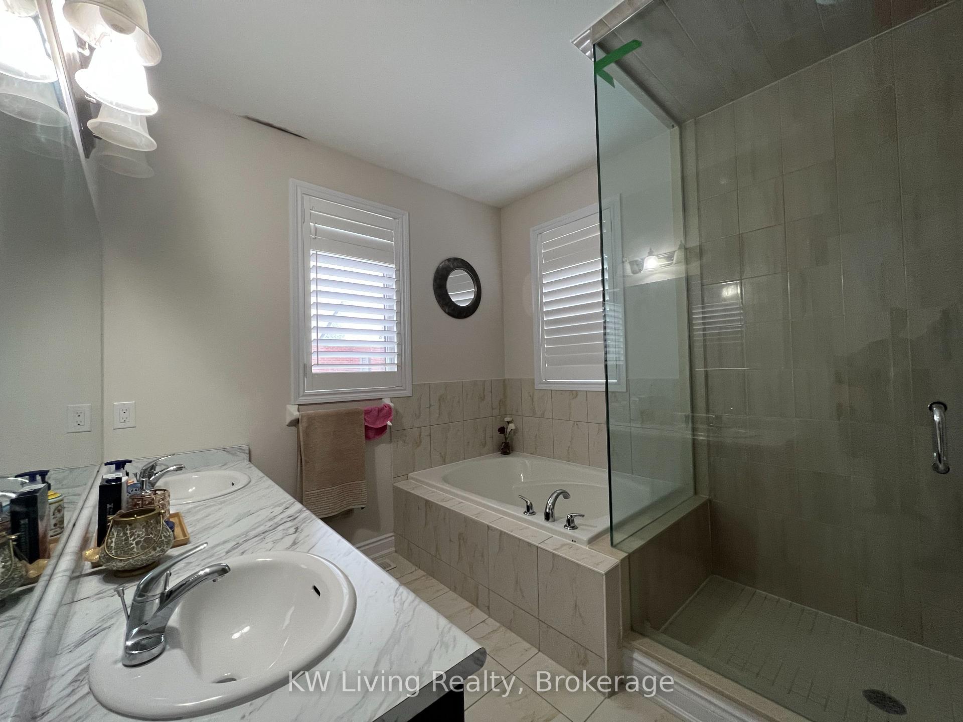 Photo 18 of 116 Elysian Fields Circle, Brampton, Bram West — HOMEH