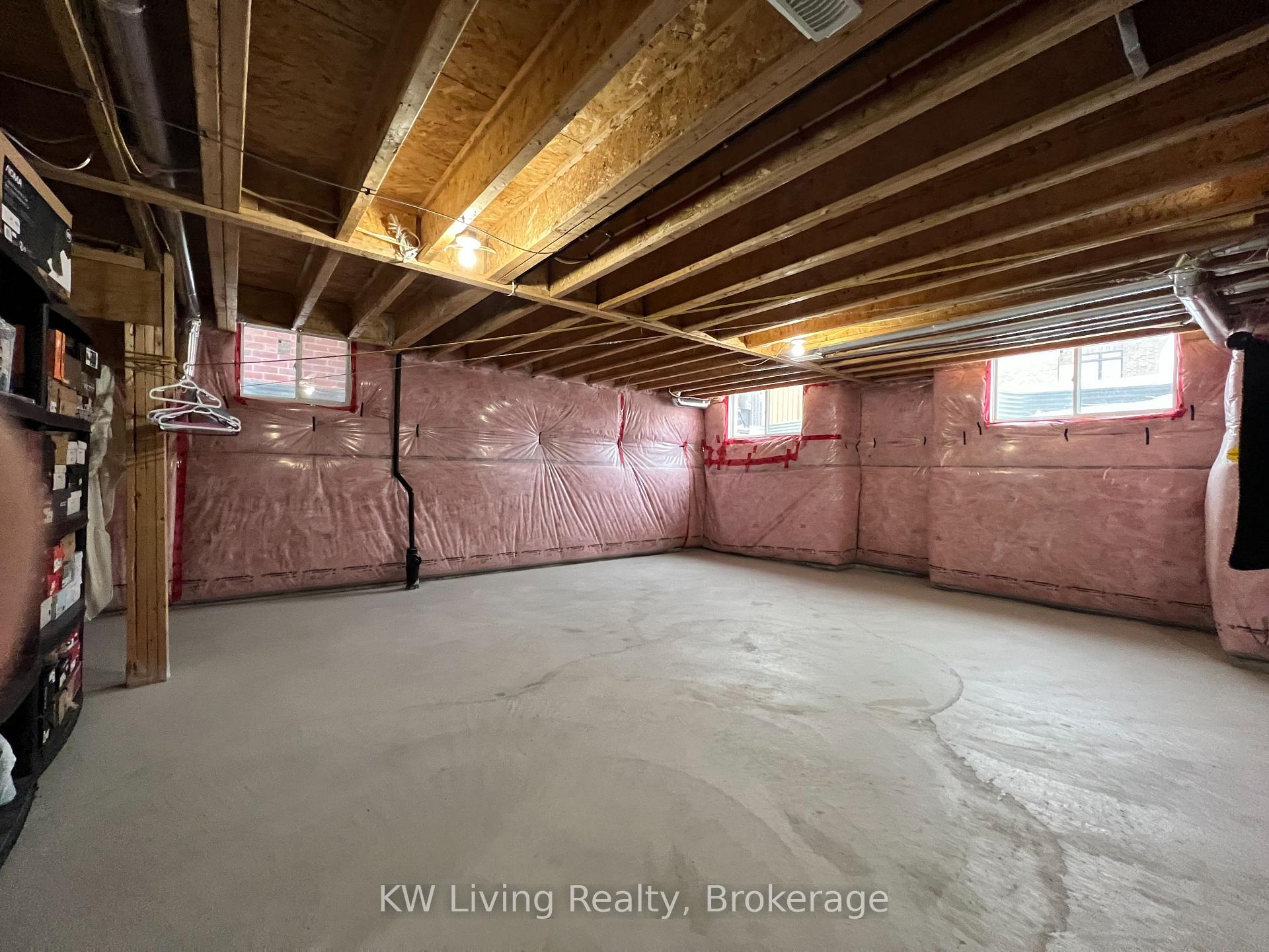 Photo 19 of 116 Elysian Fields Circle, Brampton, Bram West — HOMEH