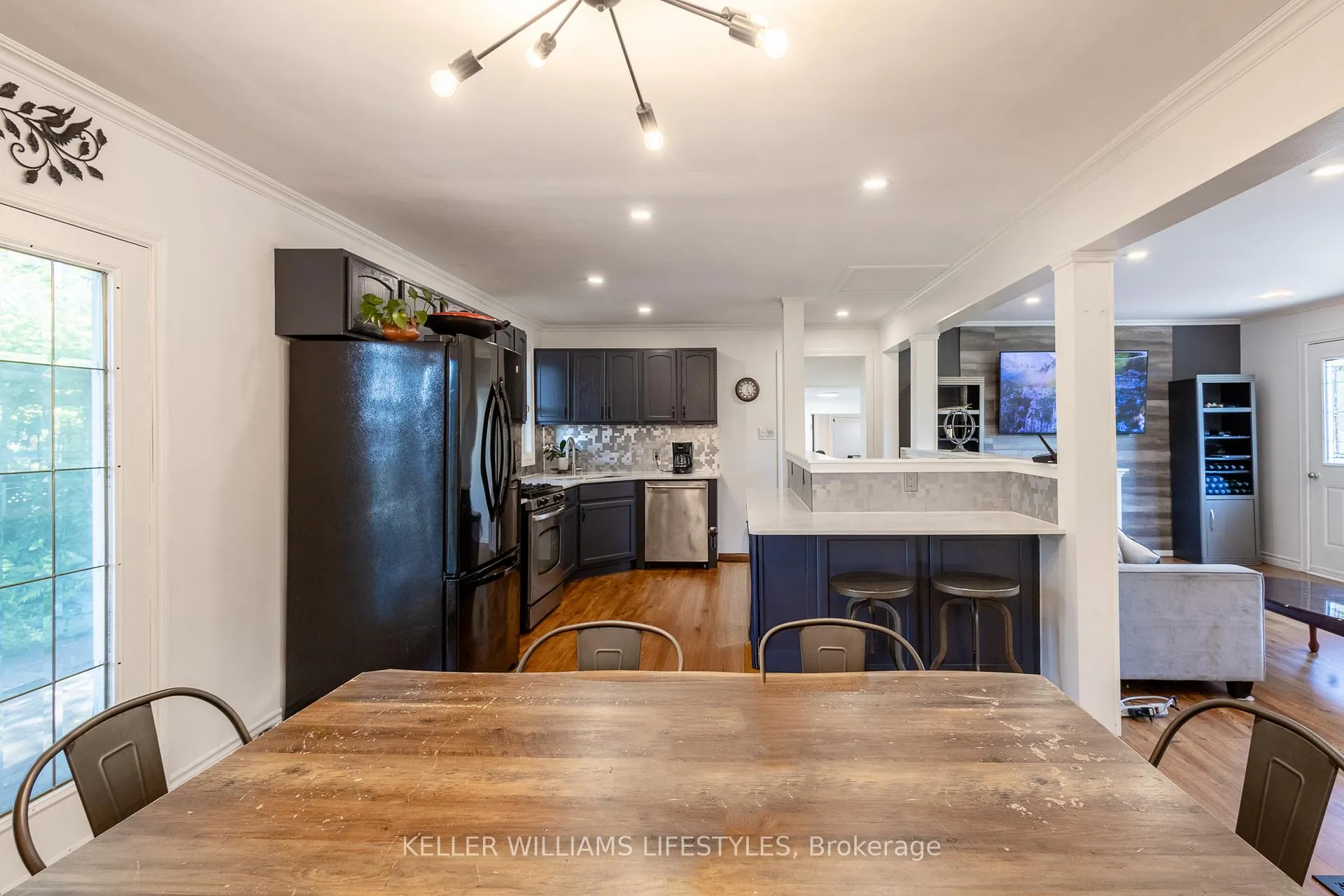 Photo 13 of 188 Cayley Street, Goderich, Goderich (Town) — HOMEH
