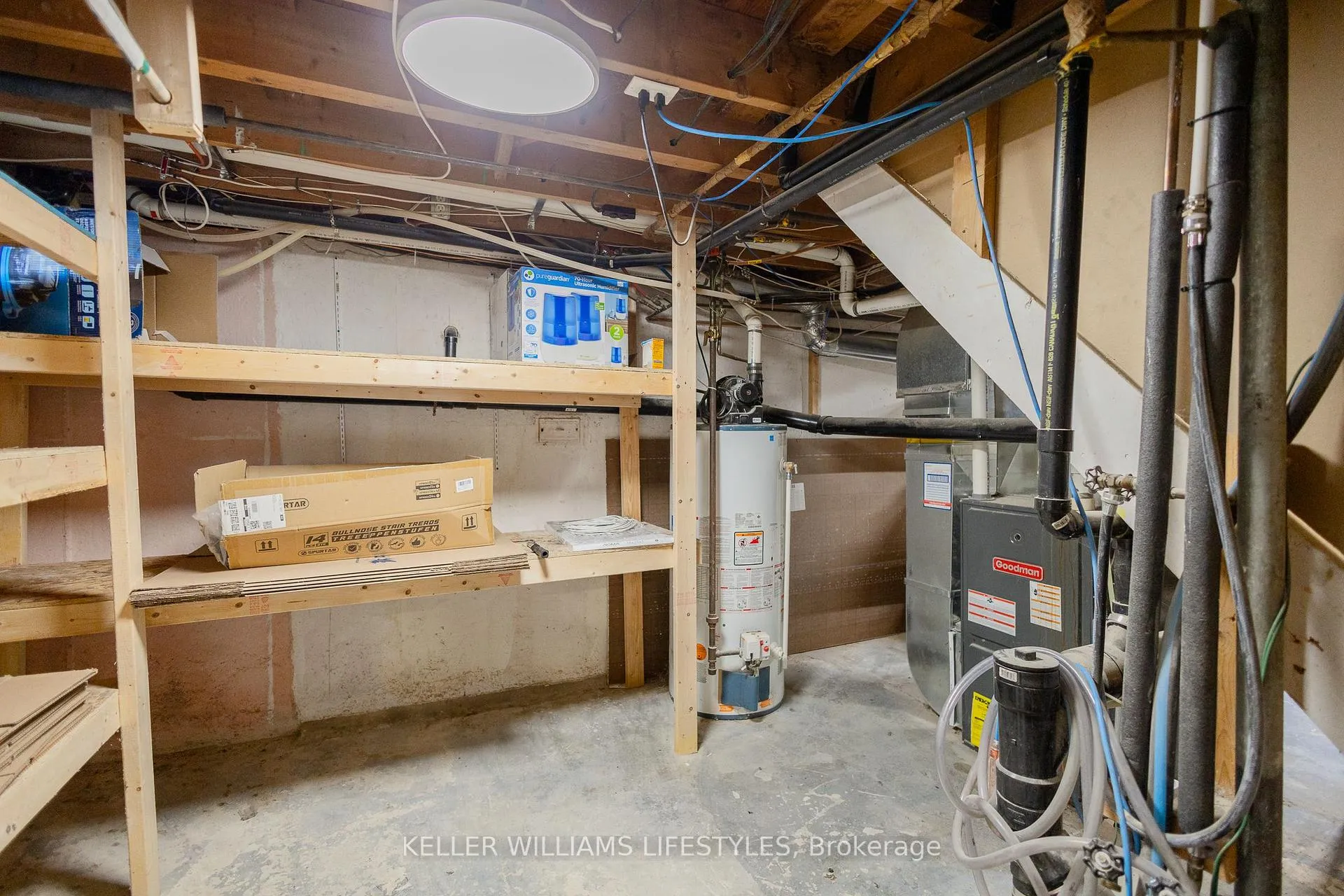 Photo 25 of 188 Cayley Street, Goderich, Goderich (Town) — HOMEH