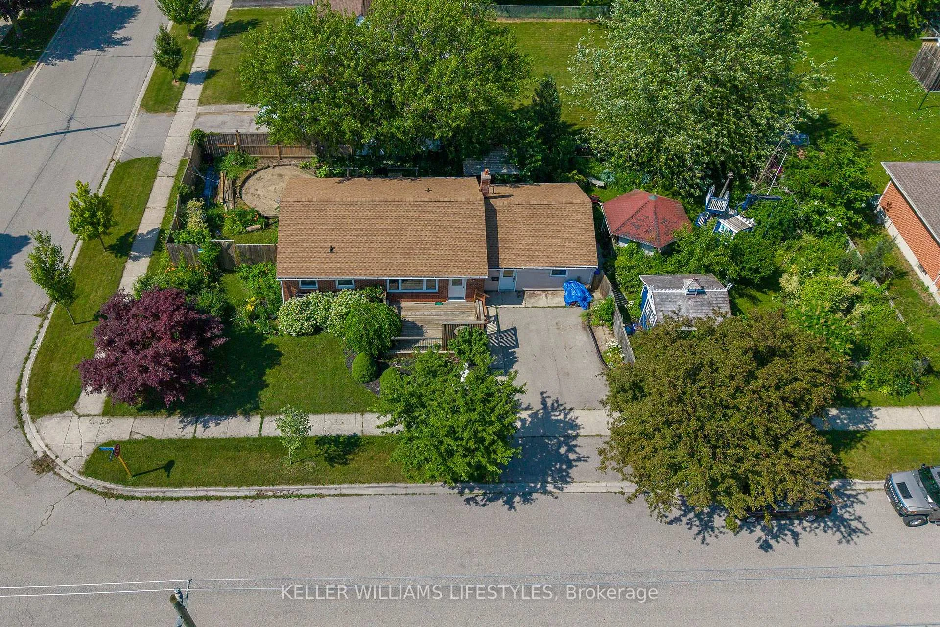 Photo 37 of 188 Cayley Street, Goderich, Goderich (Town) — HOMEH