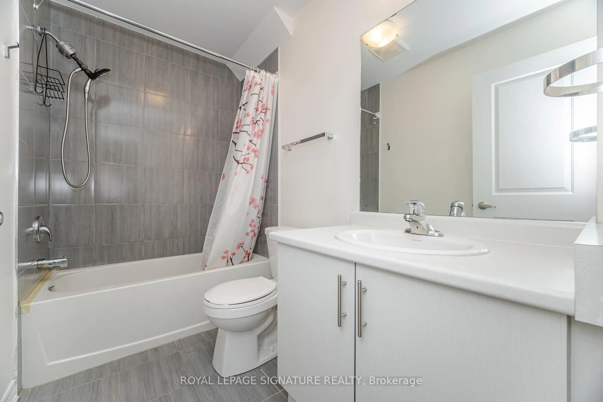 Photo 22 of 5 Ridgeside Lane, Hamilton, Waterdown — HOMEH