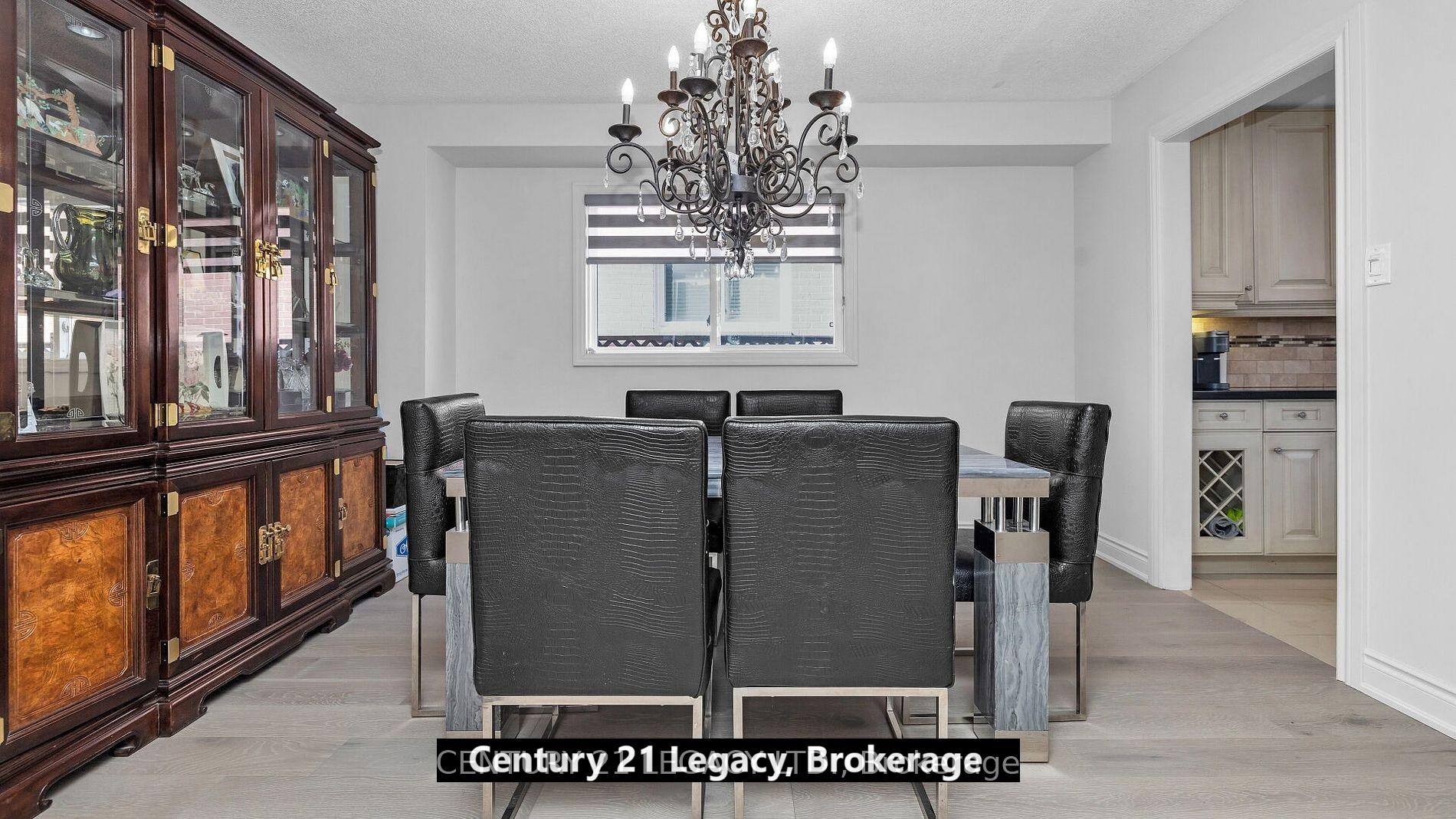 Photo 17 of 19 Kirk Drive, Brampton, Northwood Park — HOMEH