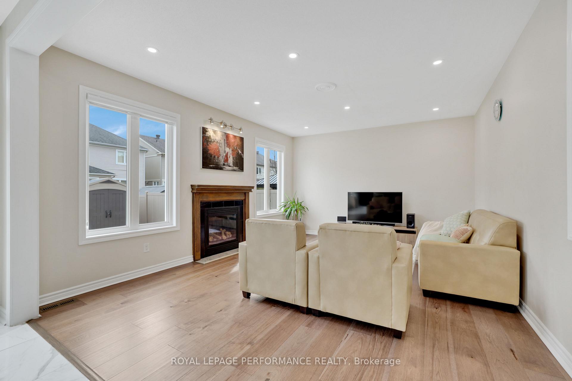Photo 10 of 2782 Grand Vista Circle, Ottawa, Barrhaven - Half Moon Bay — HOMEH