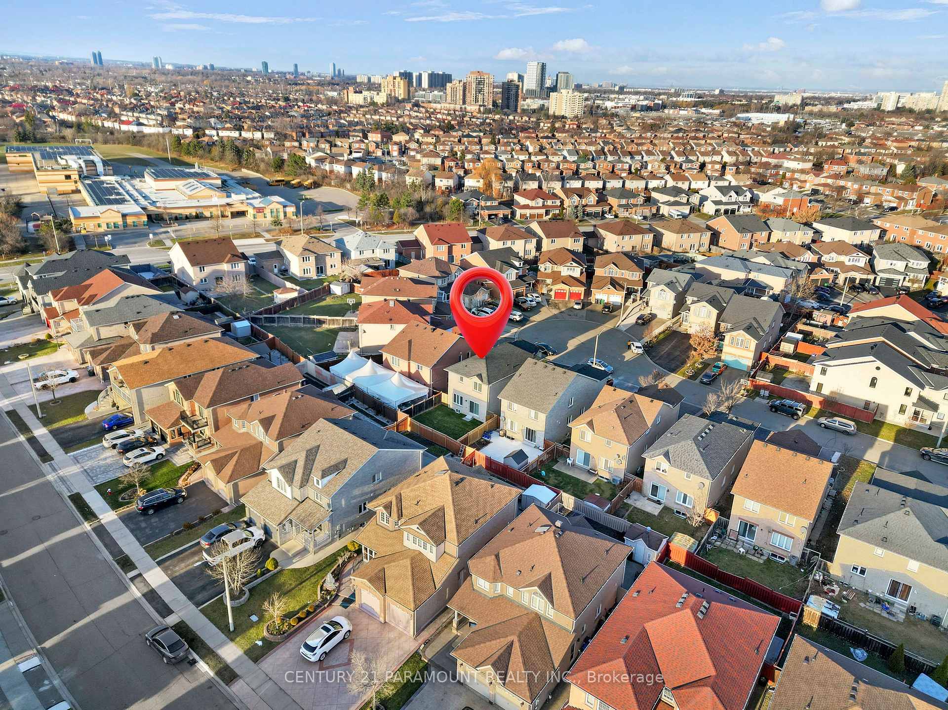 Photo 15 of 12 Hefferon Court, Brampton, Fletcher's Creek South — HOMEH