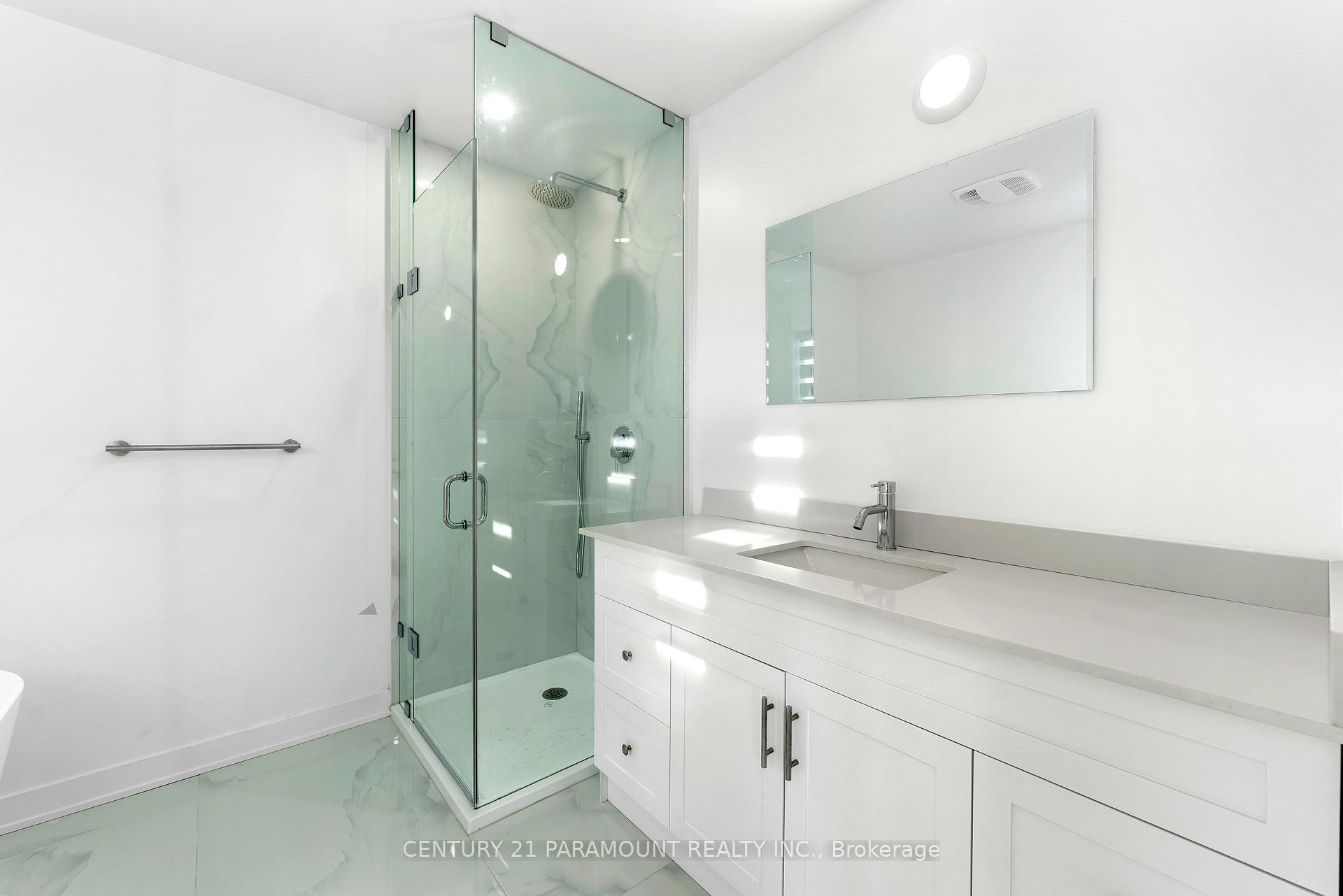 Photo 36 of 12 Hefferon Court, Brampton, Fletcher's Creek South — HOMEH