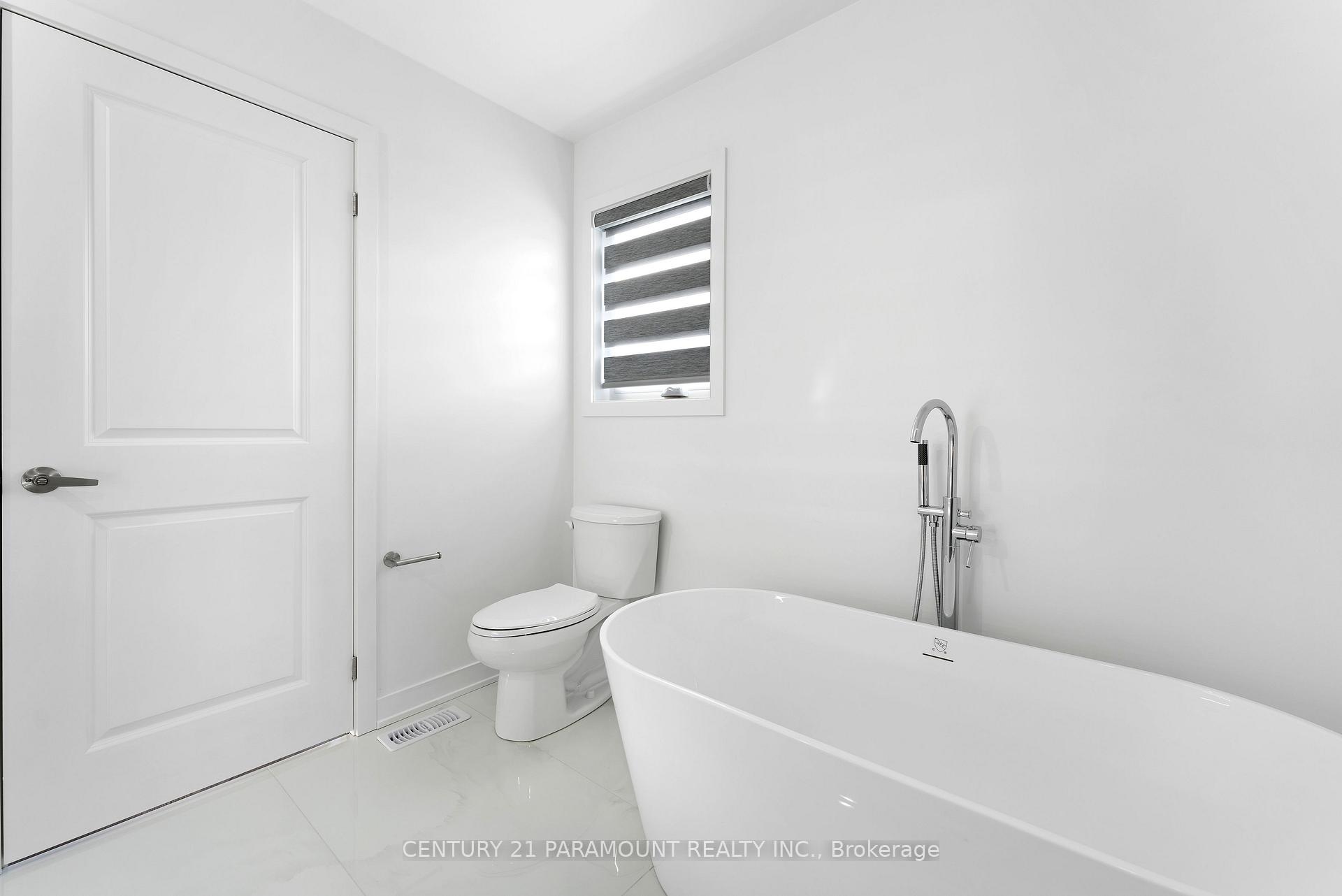 Photo 10 of 12 Hefferon Court, Brampton, Fletcher's Creek South — HOMEH
