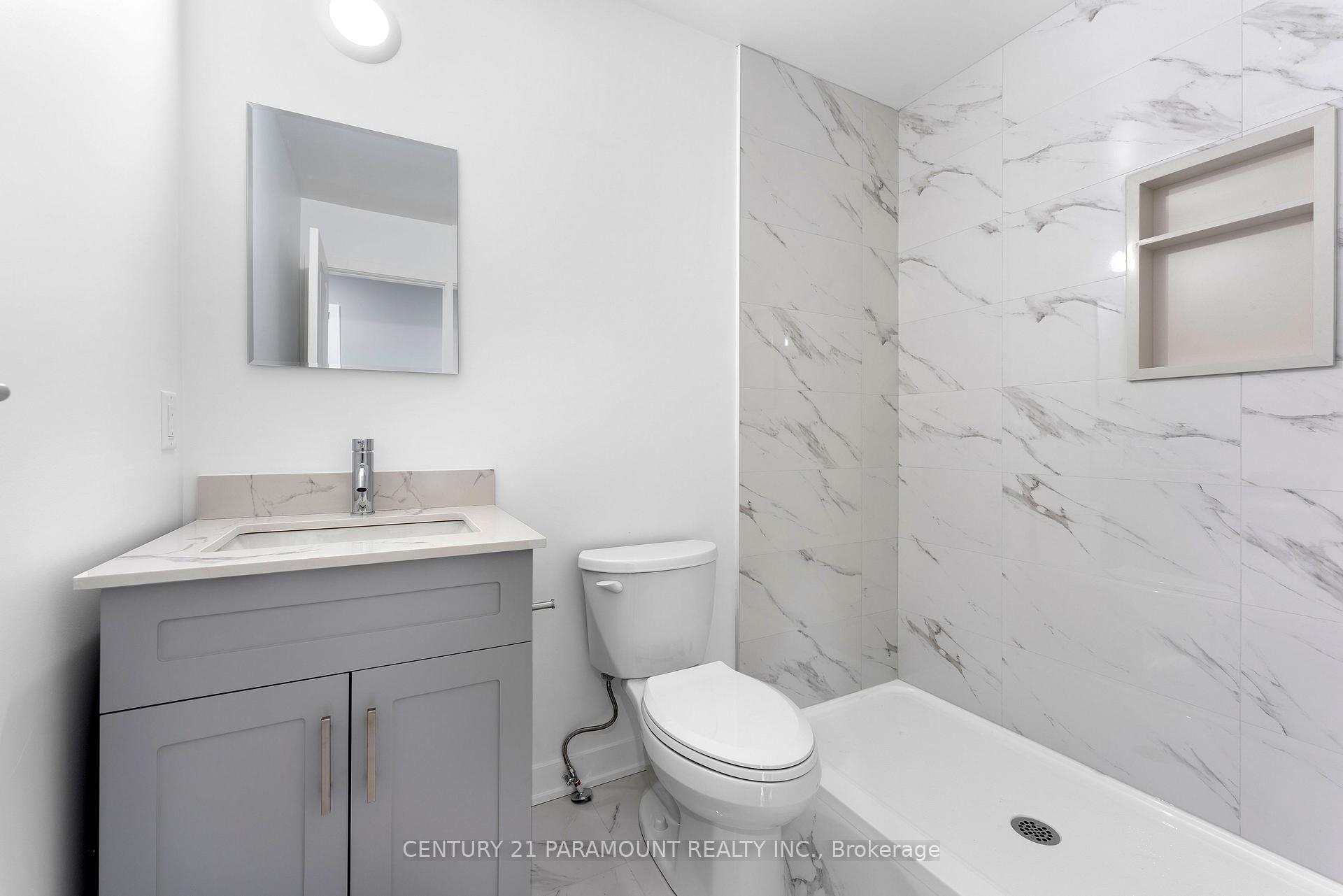 Photo 5 of 12 Hefferon Court, Brampton, Fletcher's Creek South — HOMEH