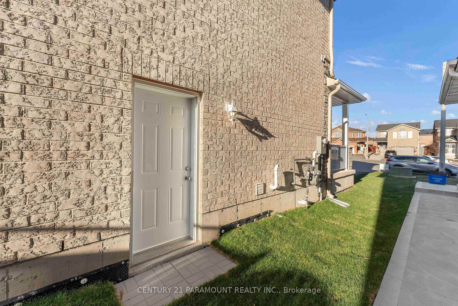 Photo 23 of 12 Hefferon Court, Brampton, Fletcher's Creek South — HOMEH