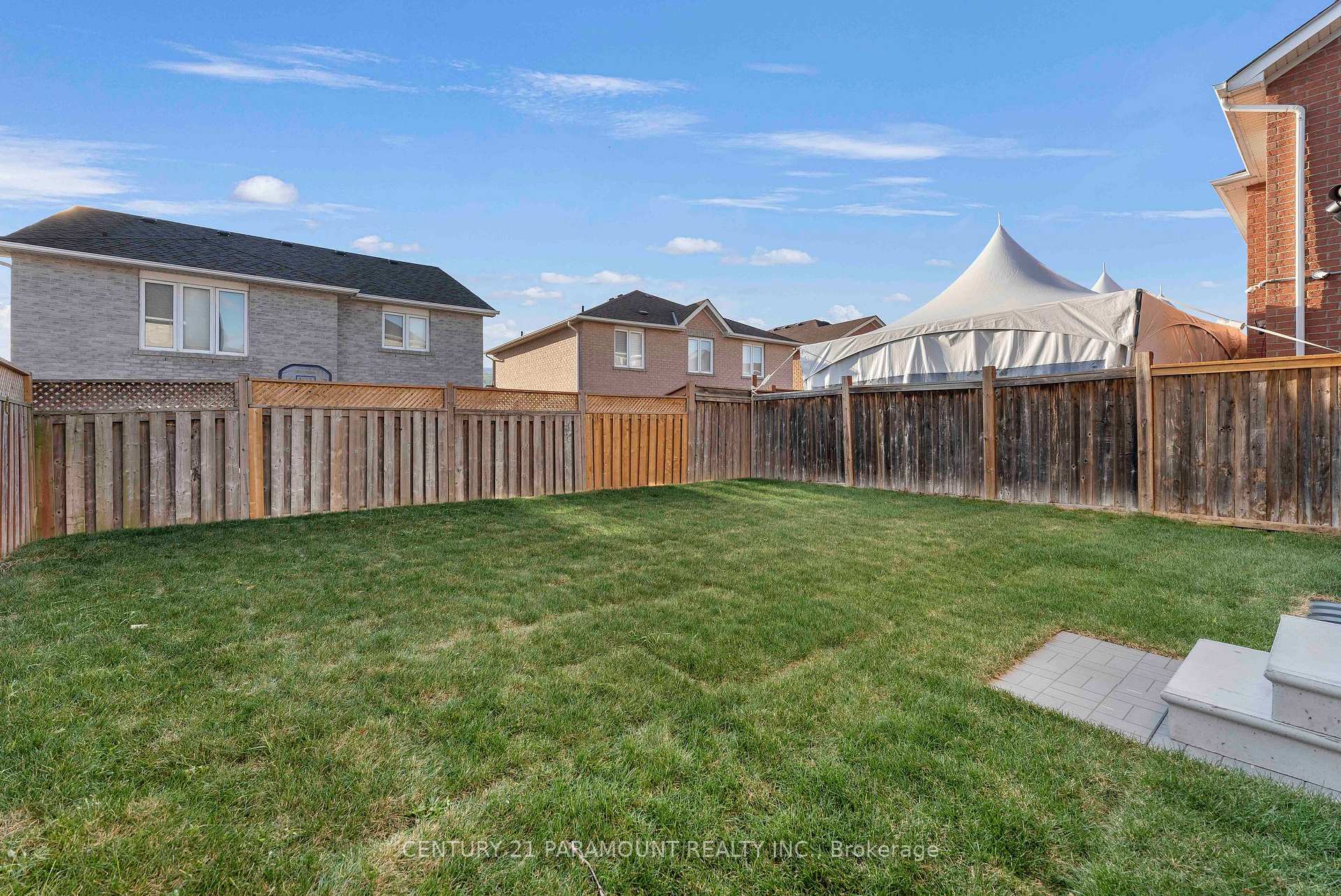 Photo 43 of 12 Hefferon Court, Brampton, Fletcher's Creek South — HOMEH