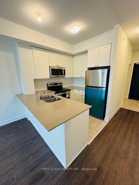 Photo 10 of Unit 206, 50 Lakebreeze Drive, Clarington, Newcastle — HOMEH