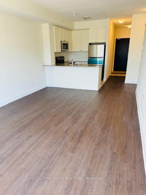 Photo 13 of Unit 206, 50 Lakebreeze Drive, Clarington, Newcastle — HOMEH