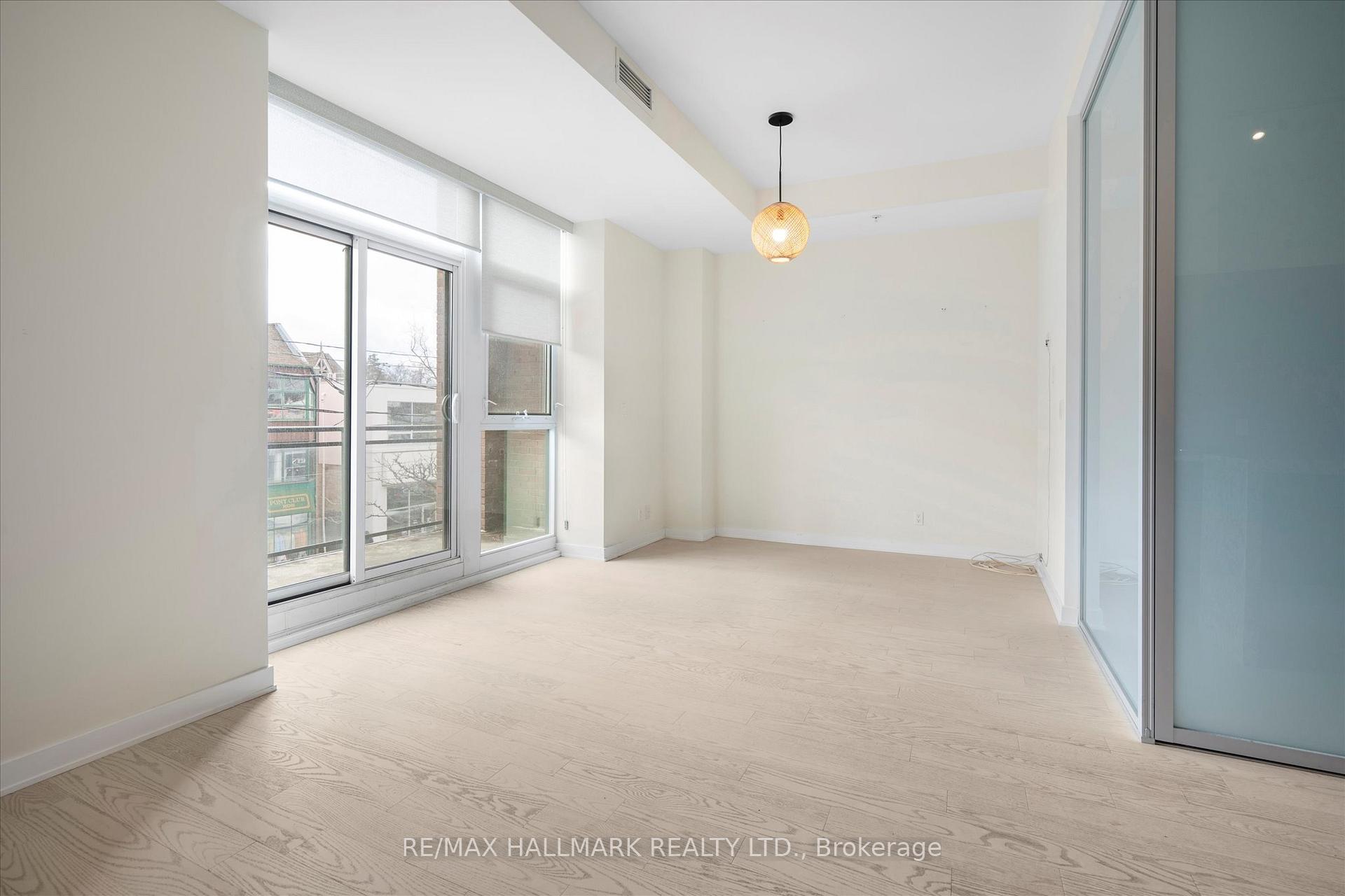 Photo 6 of Unit 203, 2 Bellefair Avenue, Toronto, The Beaches — HOMEH
