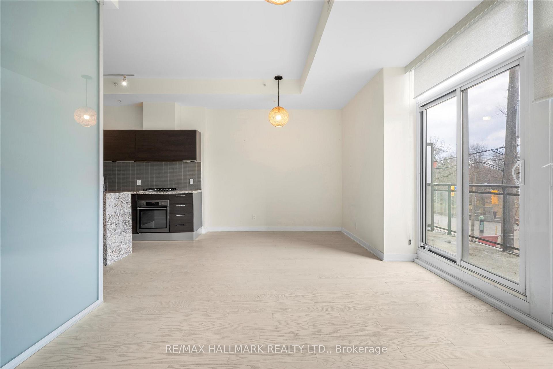 Photo 9 of Unit 203, 2 Bellefair Avenue, Toronto, The Beaches — HOMEH