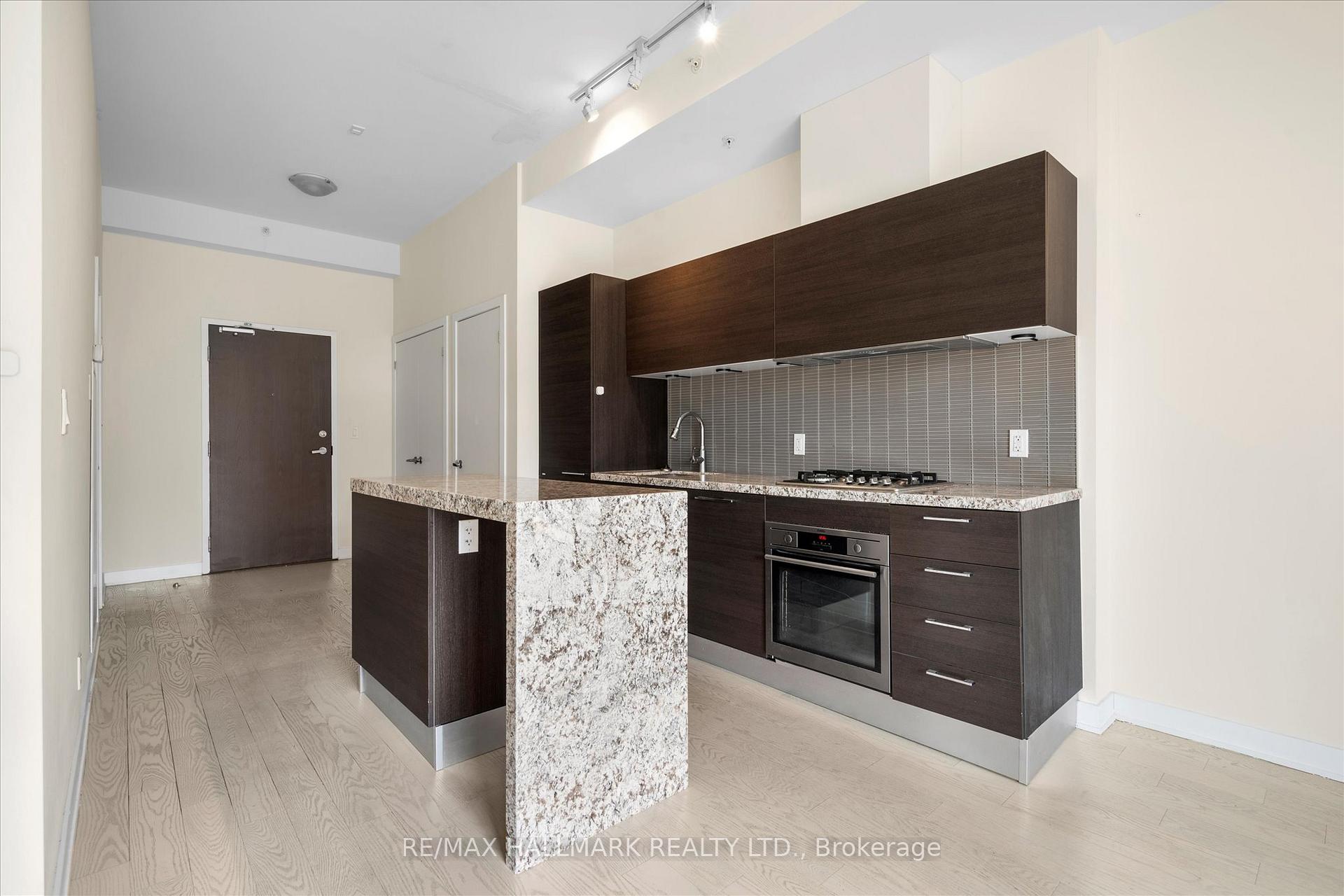 Photo 12 of Unit 203, 2 Bellefair Avenue, Toronto, The Beaches — HOMEH