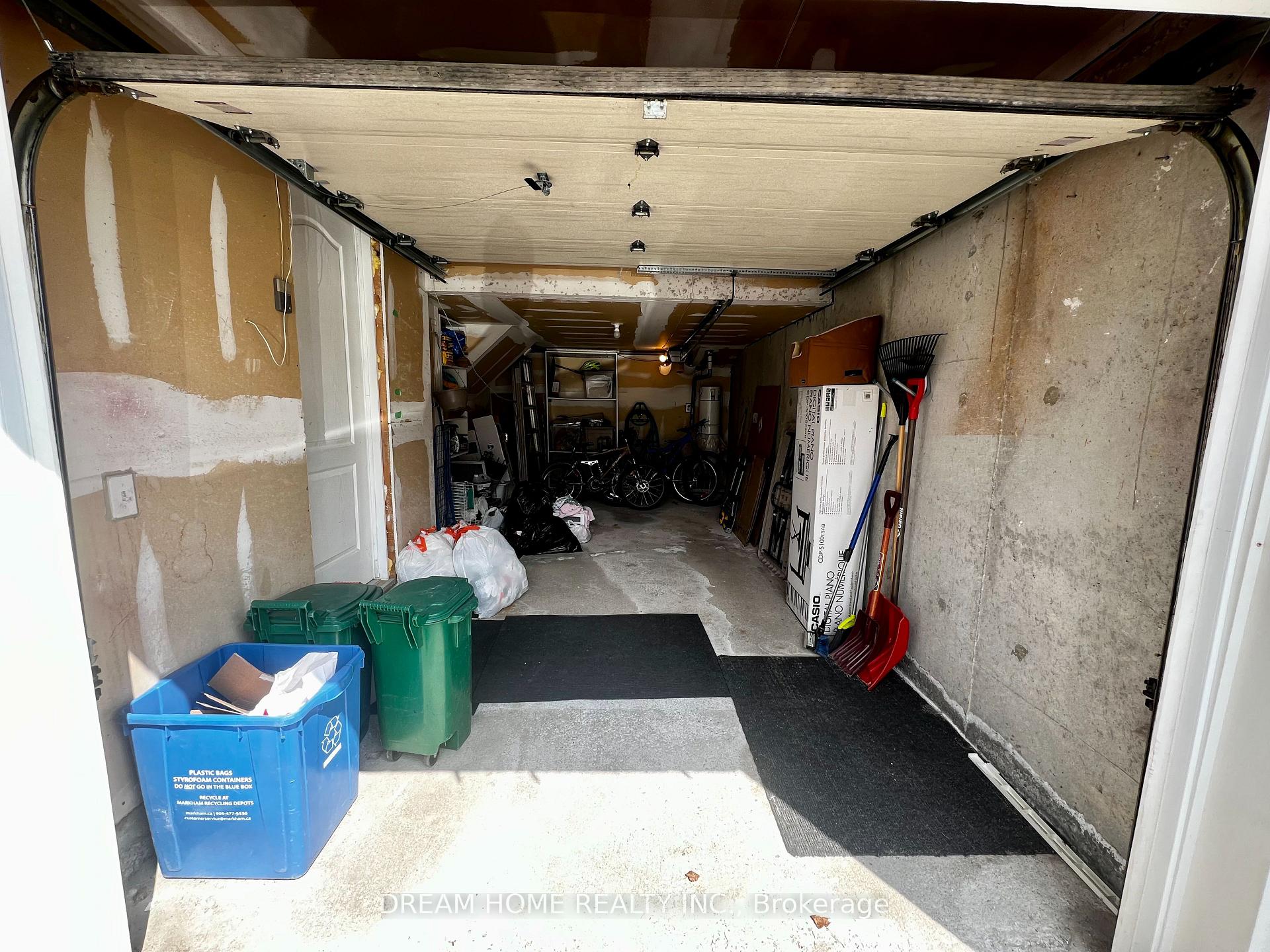 Photo 34 of 41 Bethune Way, Markham, Milliken Mills East — HOMEH