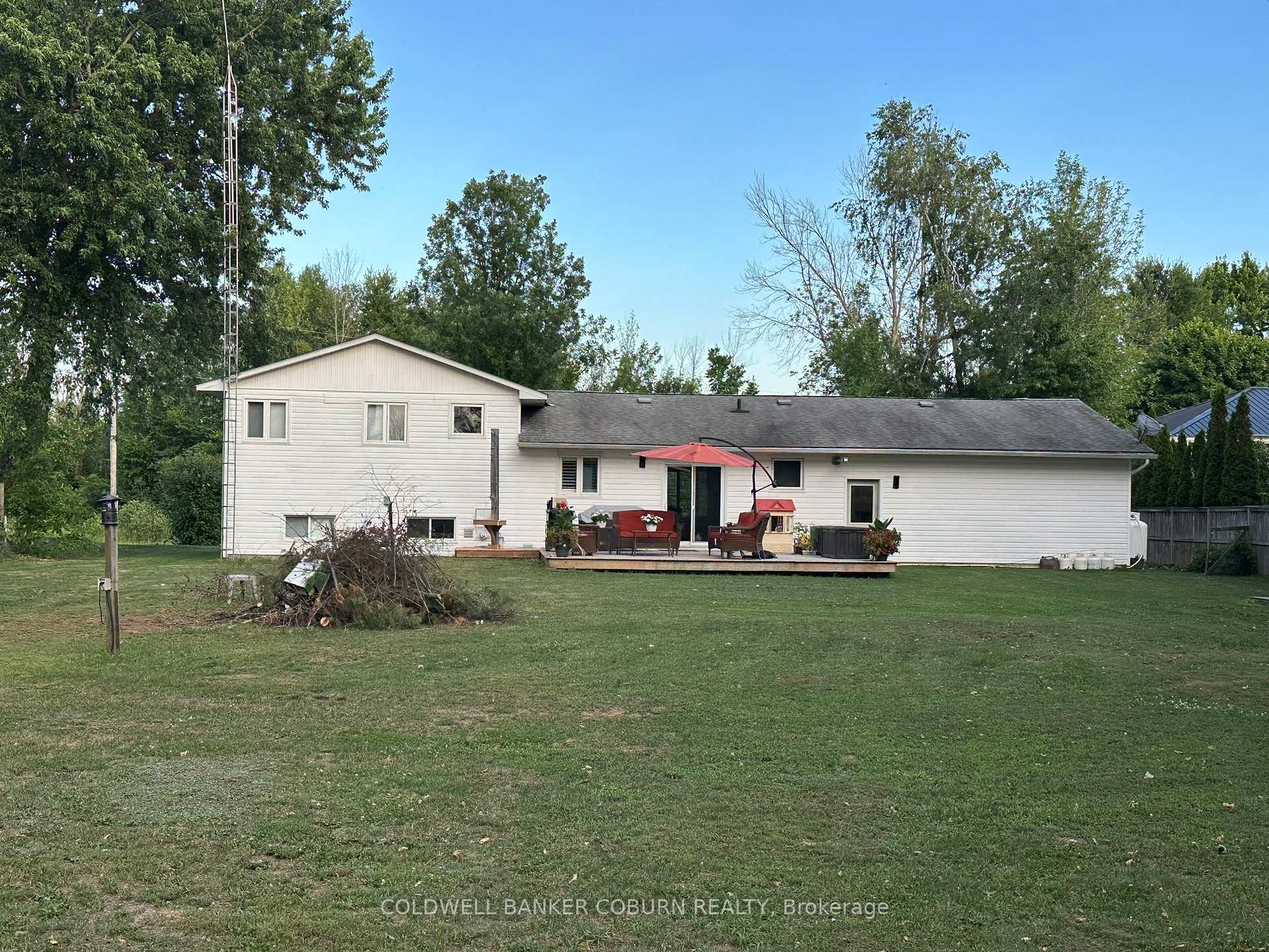 Photo 23 of 710 Hyndman Road, Edwardsburgh/Cardinal, Edwardsburgh/Cardinal Twp — HOMEH